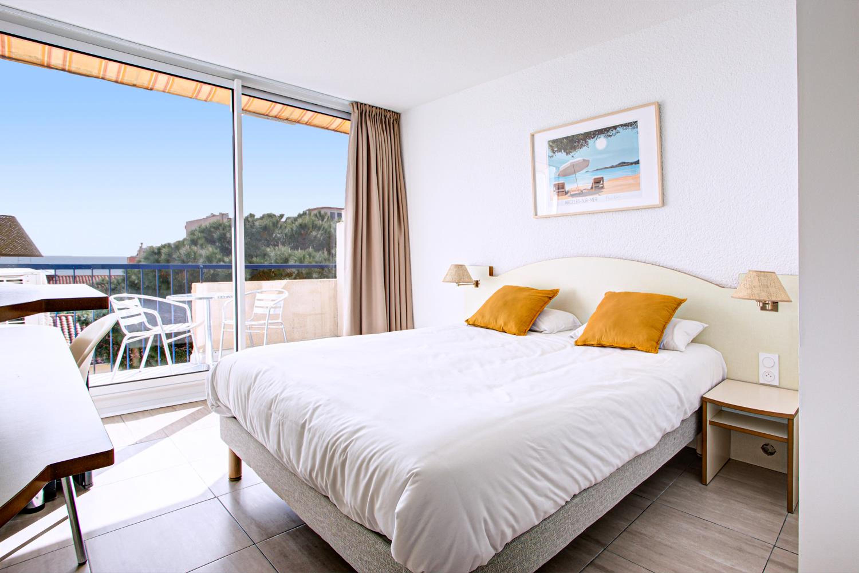 Superior Double Room with Sea View - Photo 1