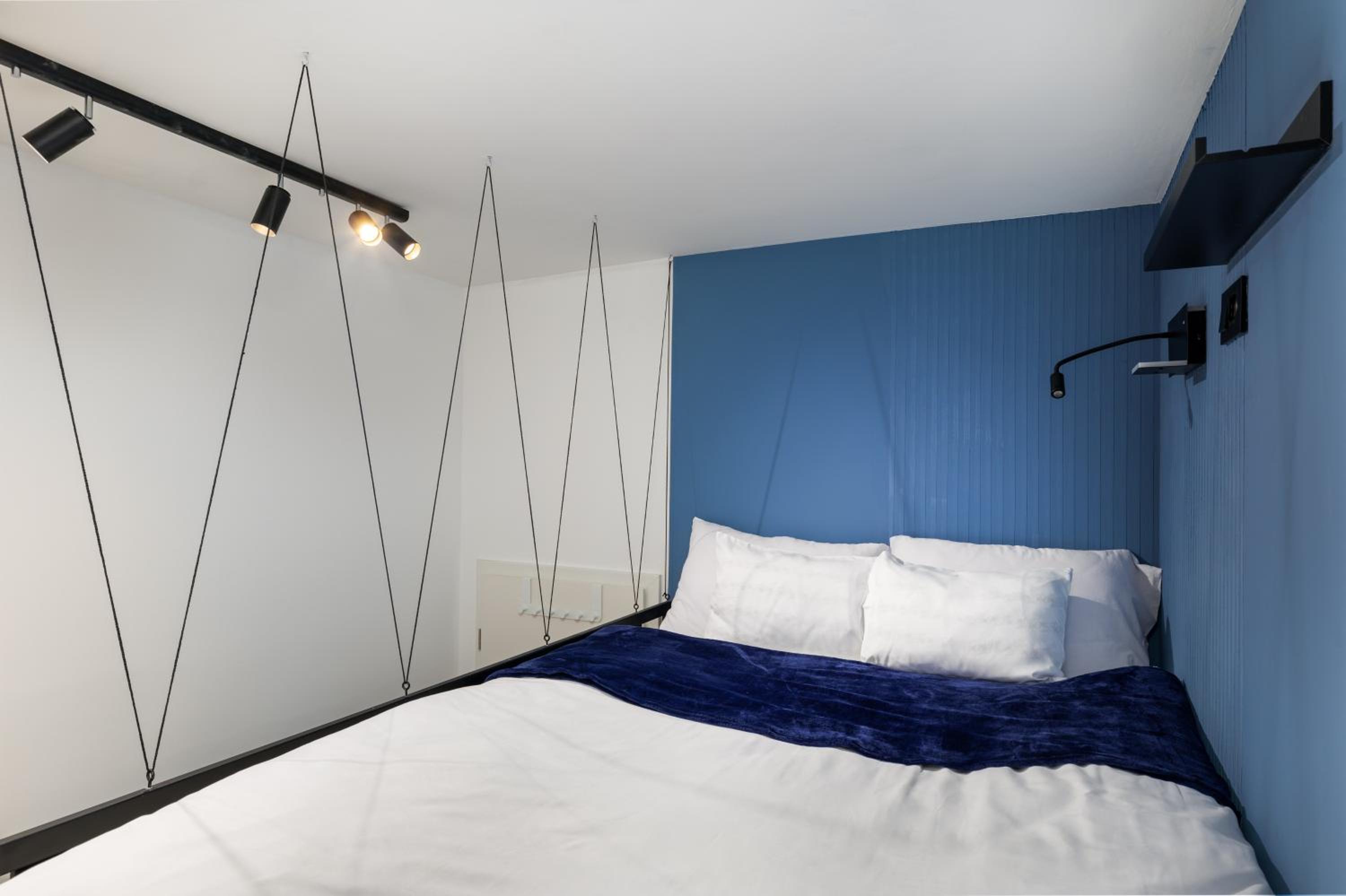Small Double Room - Photo 7