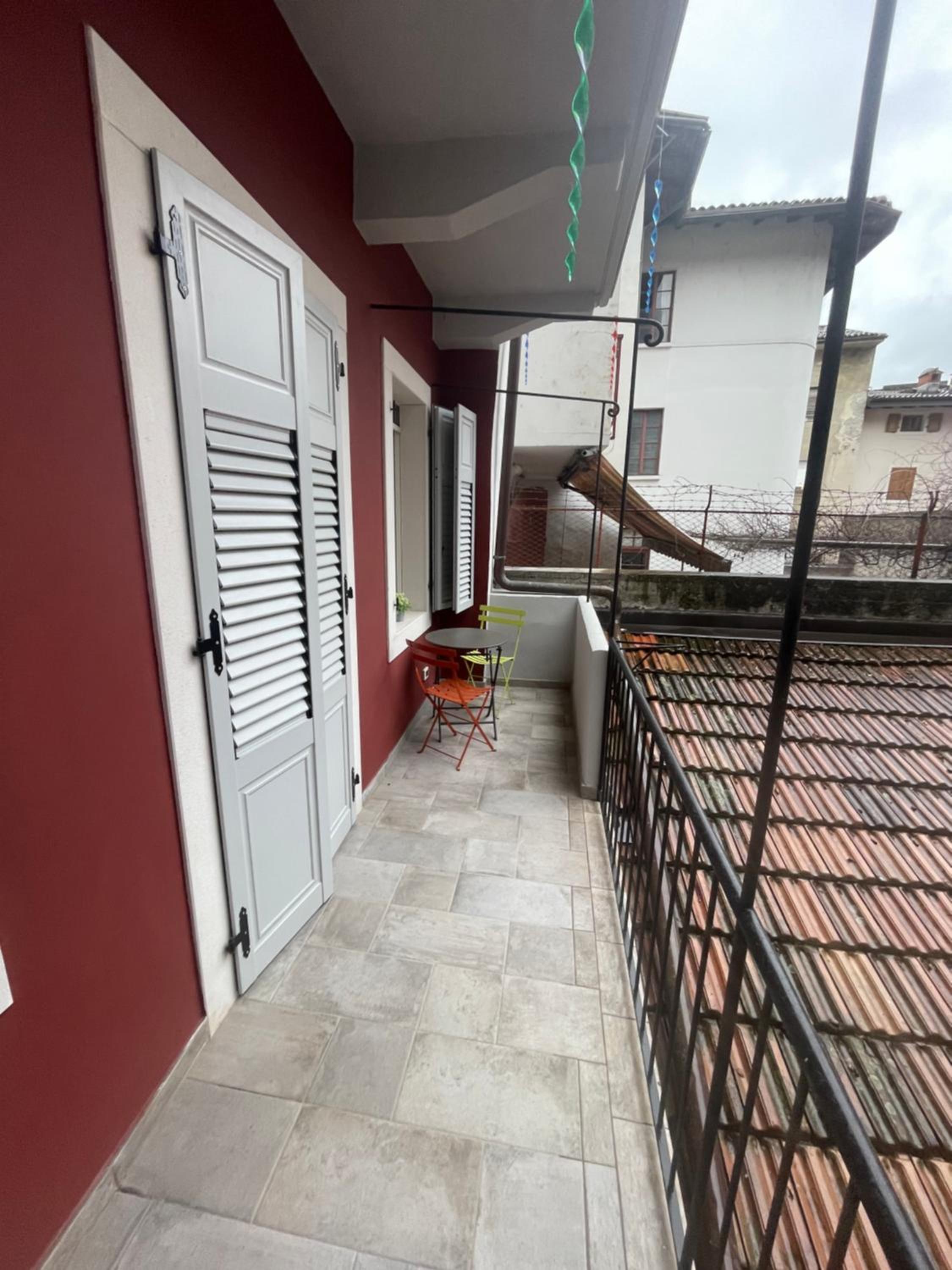 Deluxe One-Bedroom Apartment with Balcony photo 1
