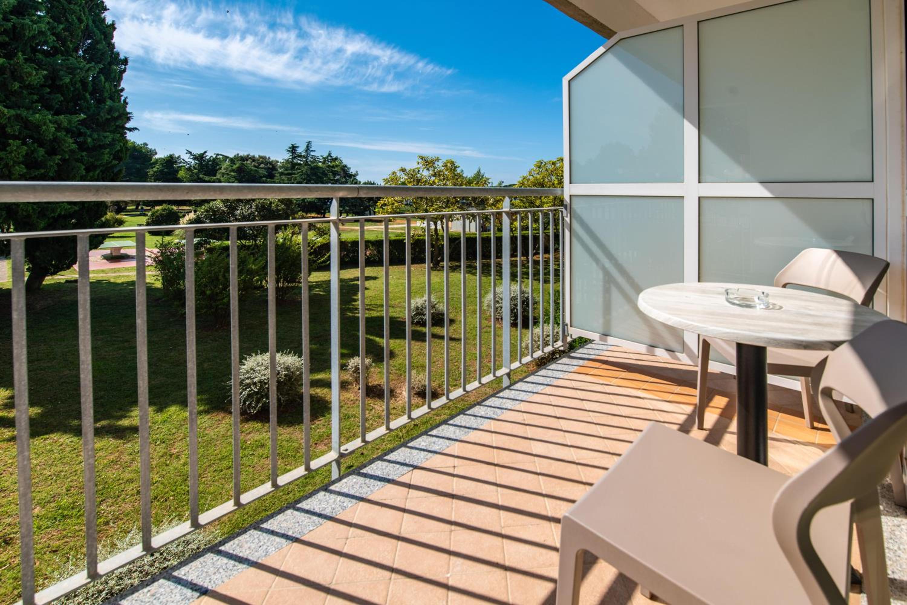 Triple Room with Balcony - Sea Side - Photo 5