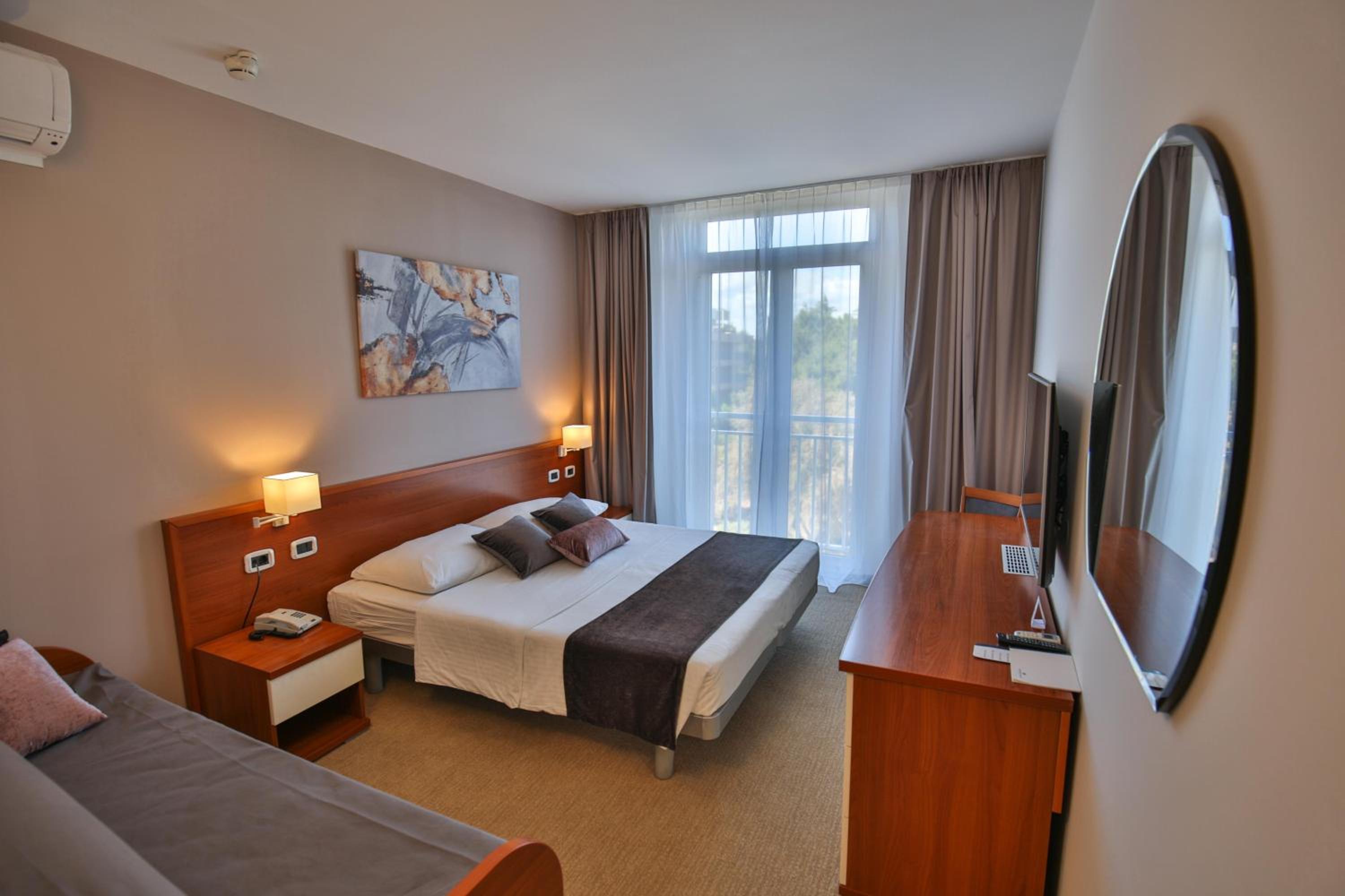Triple Room - Photo 3