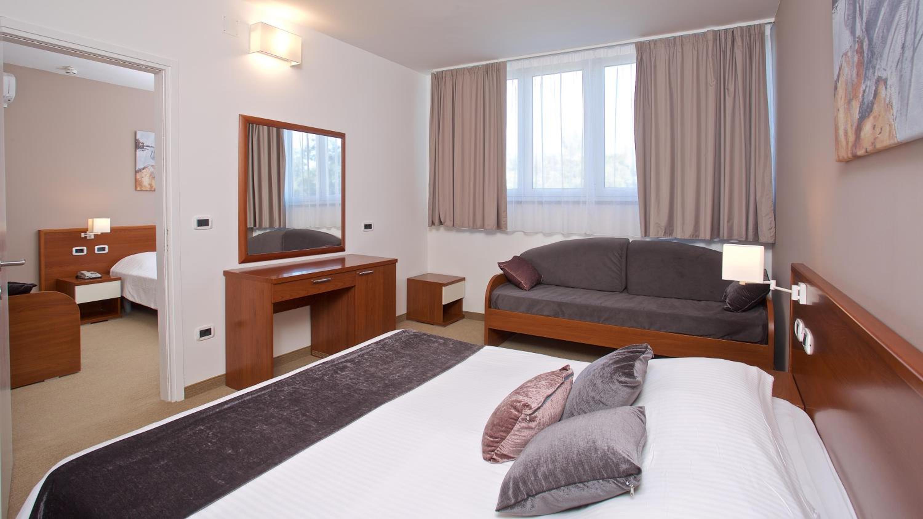 Family Suite - Photo 2