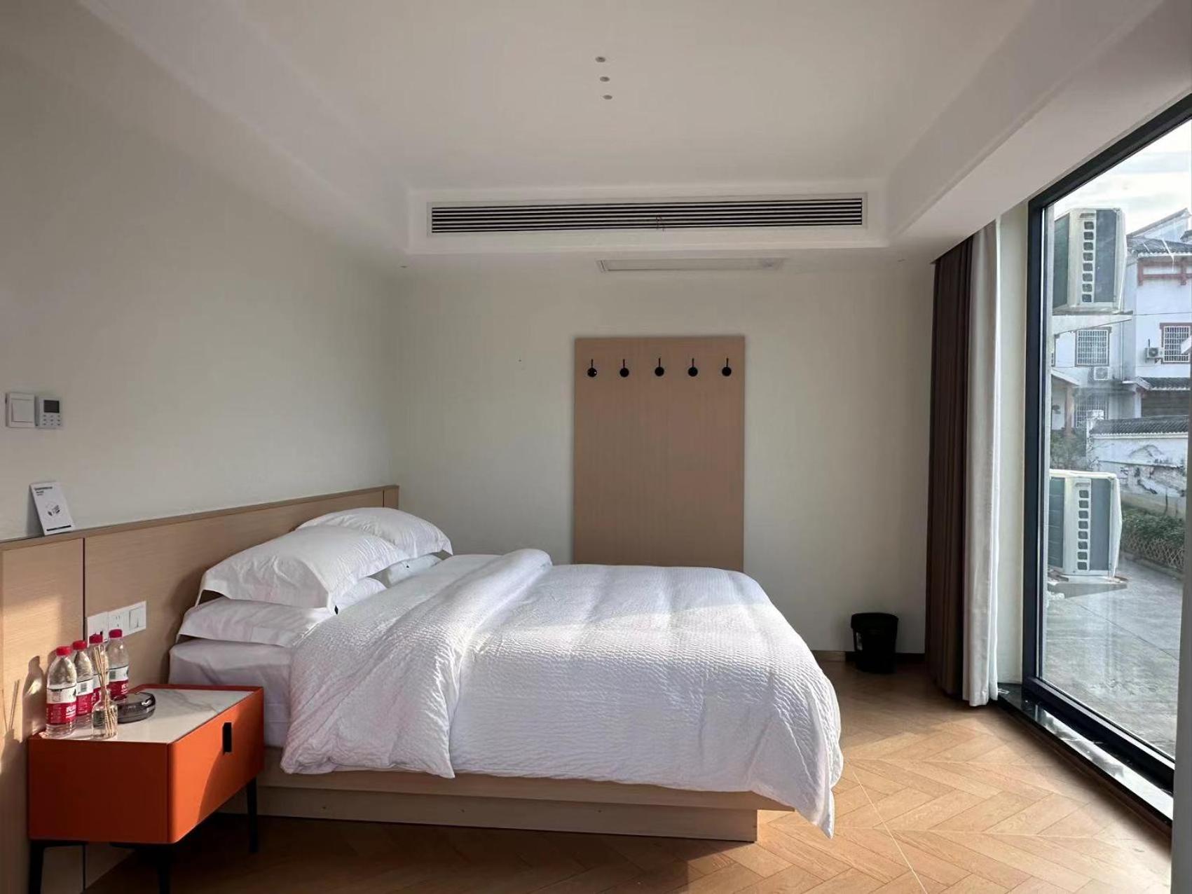 Deluxe Quadruple Room photo 3