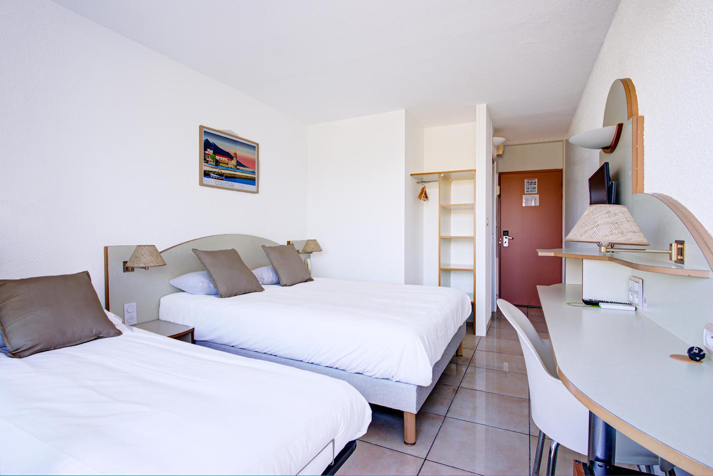 Standard Triple Room  - Photo 1