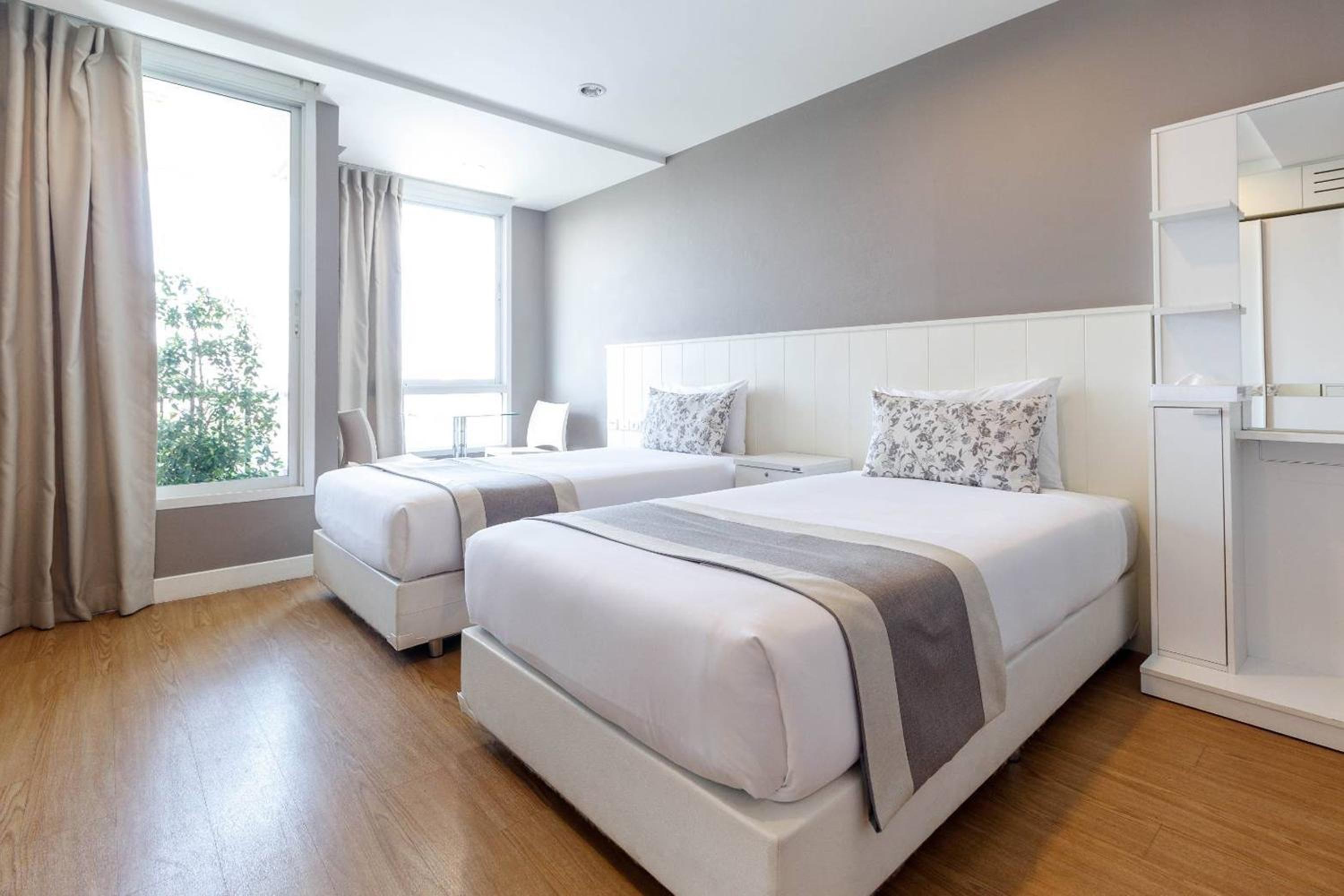 Deluxe Twin Room photo 2
