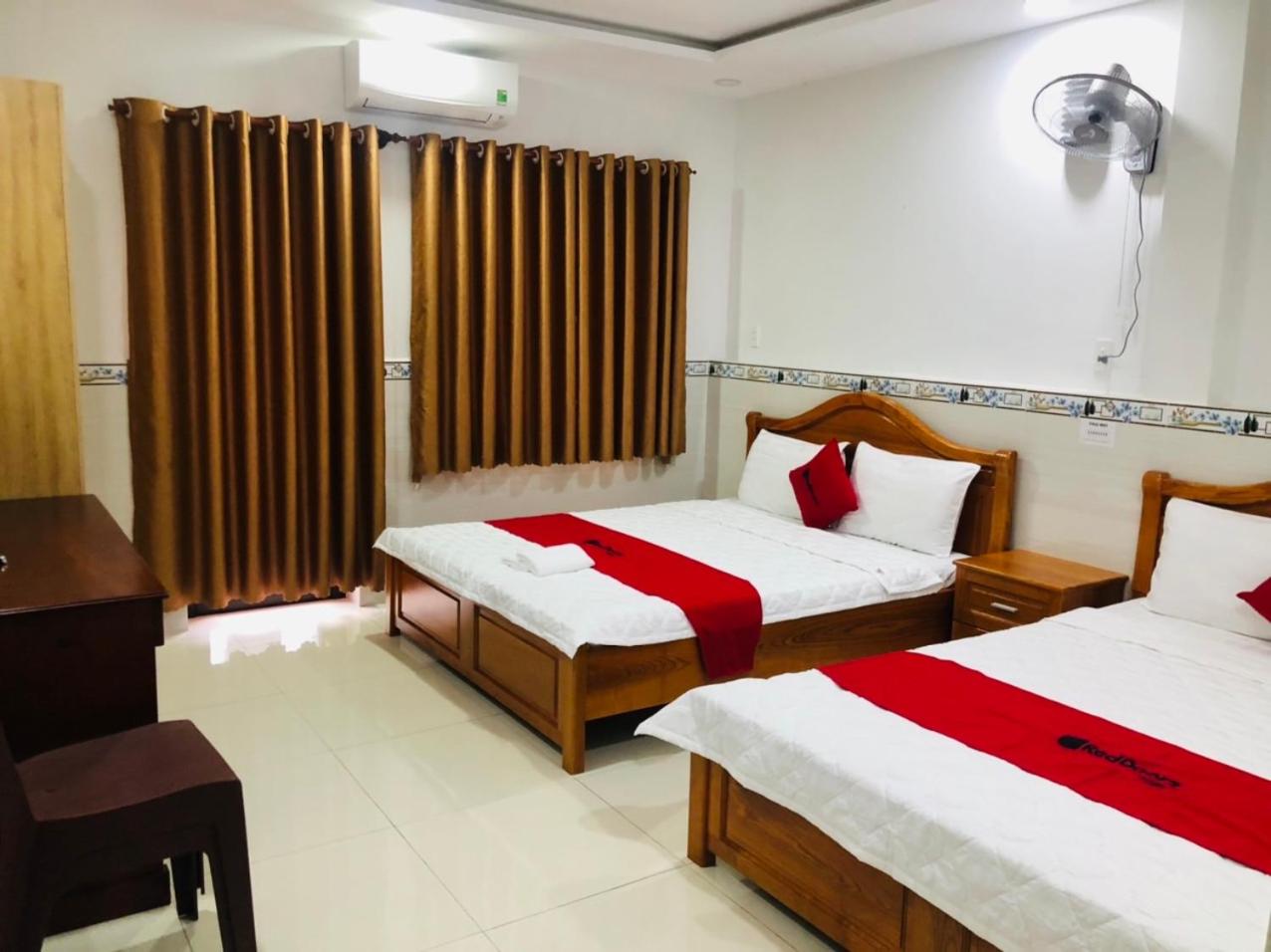 King Room with Two King Beds