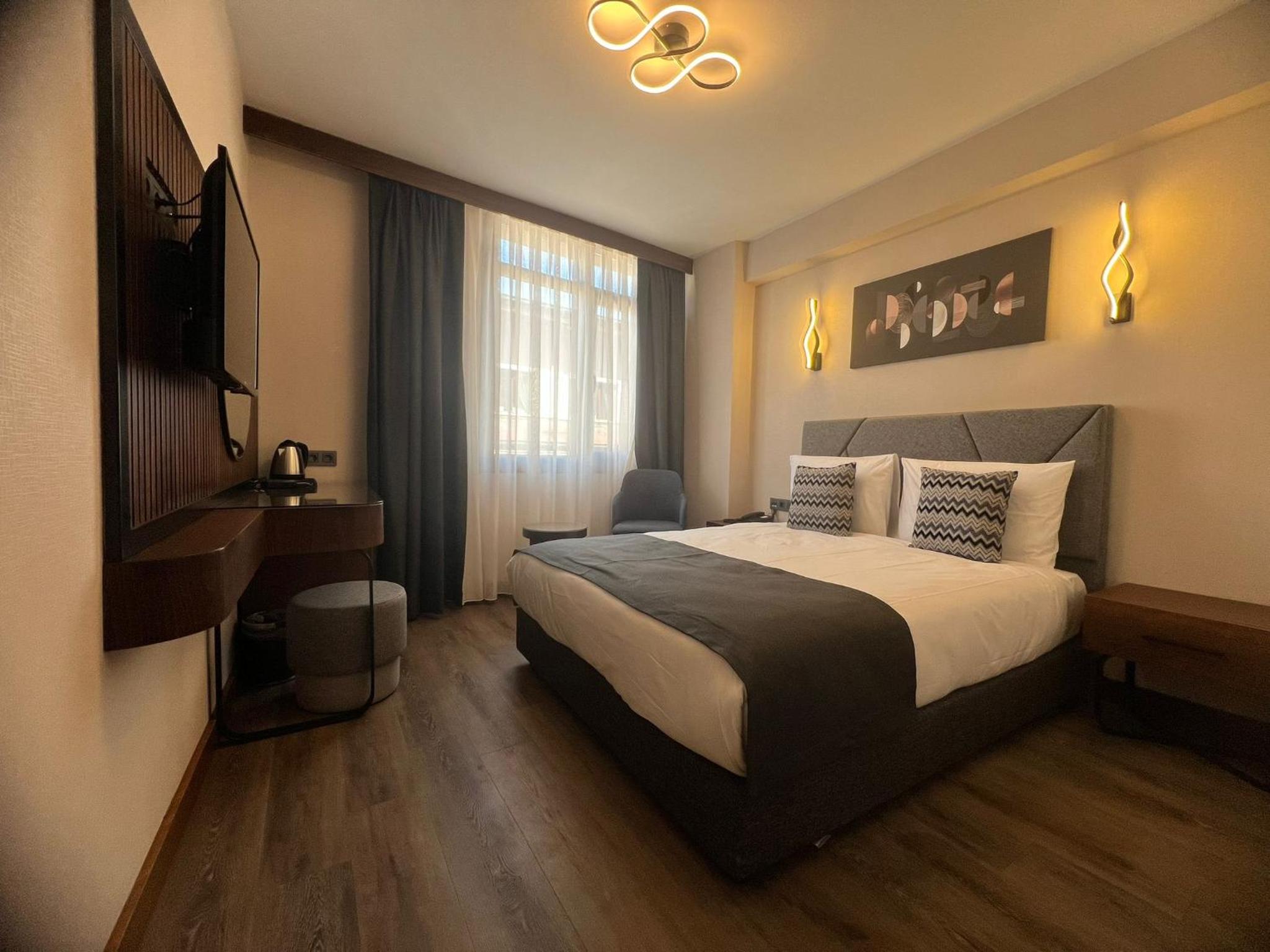 Superior Double or Twin Room photo 1