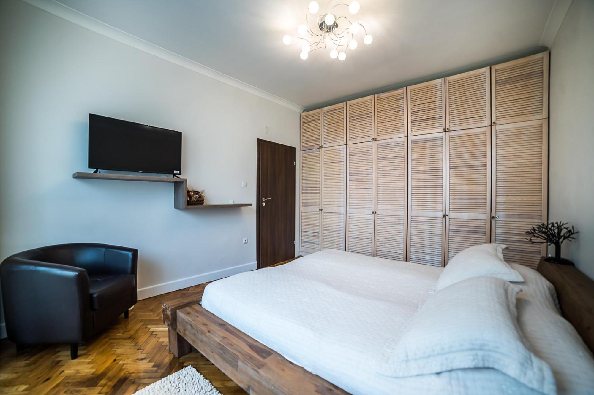 Two-Bedroom Apartment - Photo 12