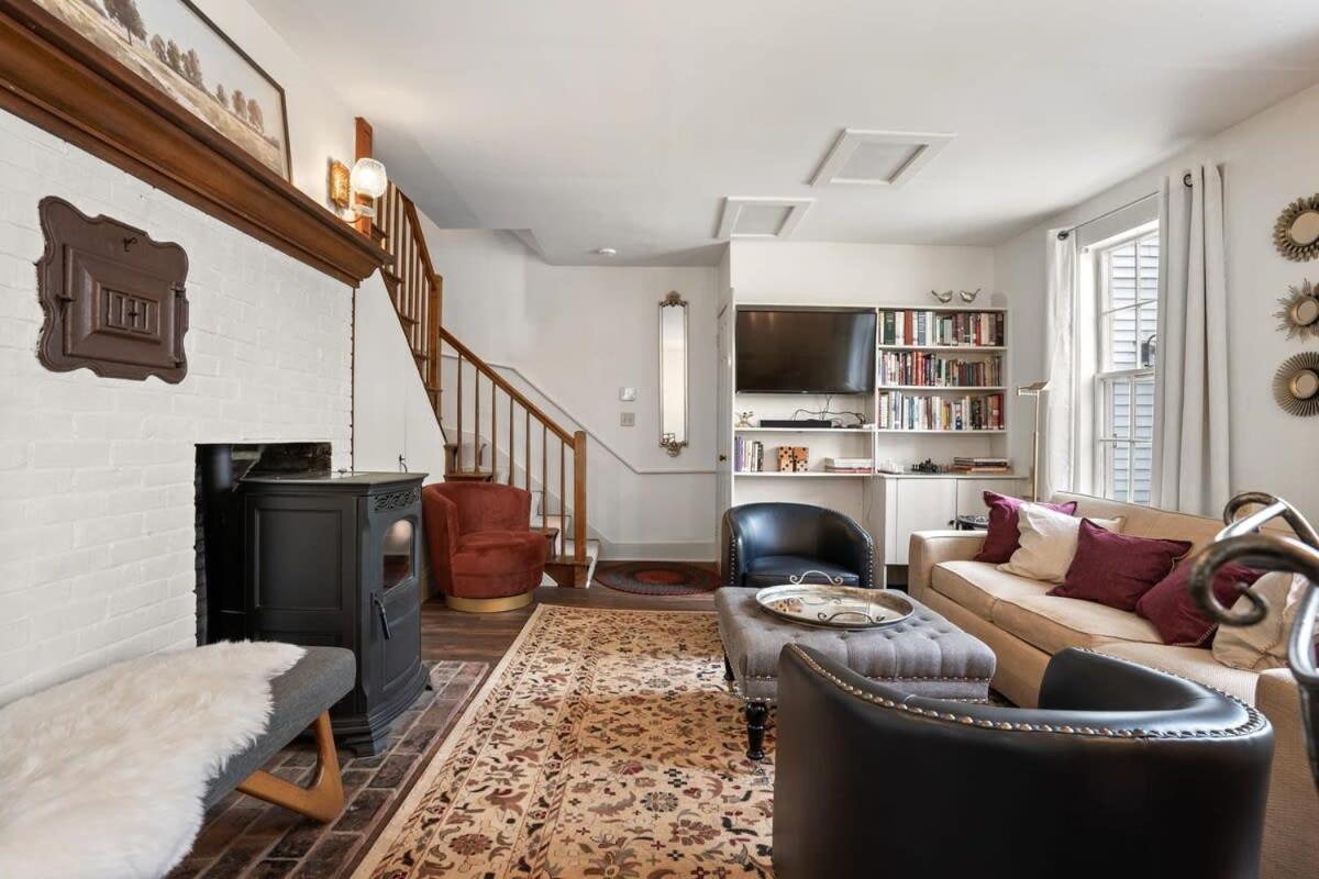 Apartment photo 1