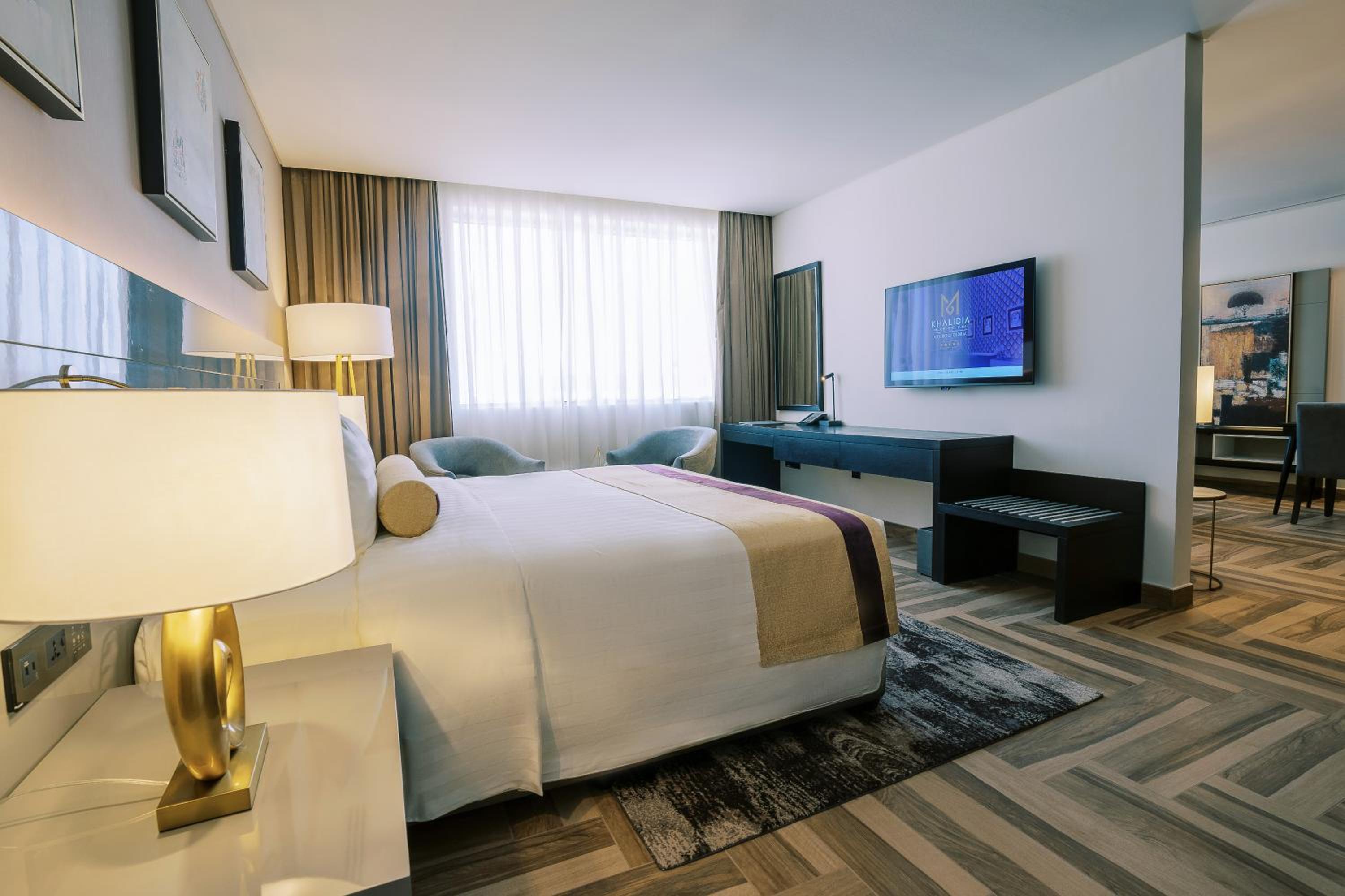 One Bedroom Executive Suite - 15% off on F&B shuttle to Deira City Center, Al Ghurair Mall & La Mer Beach One Bedroom Executive Suite - 15% off on F&B shuttle to Deira City Center, Al Ghurair Mall & La Mer Beach