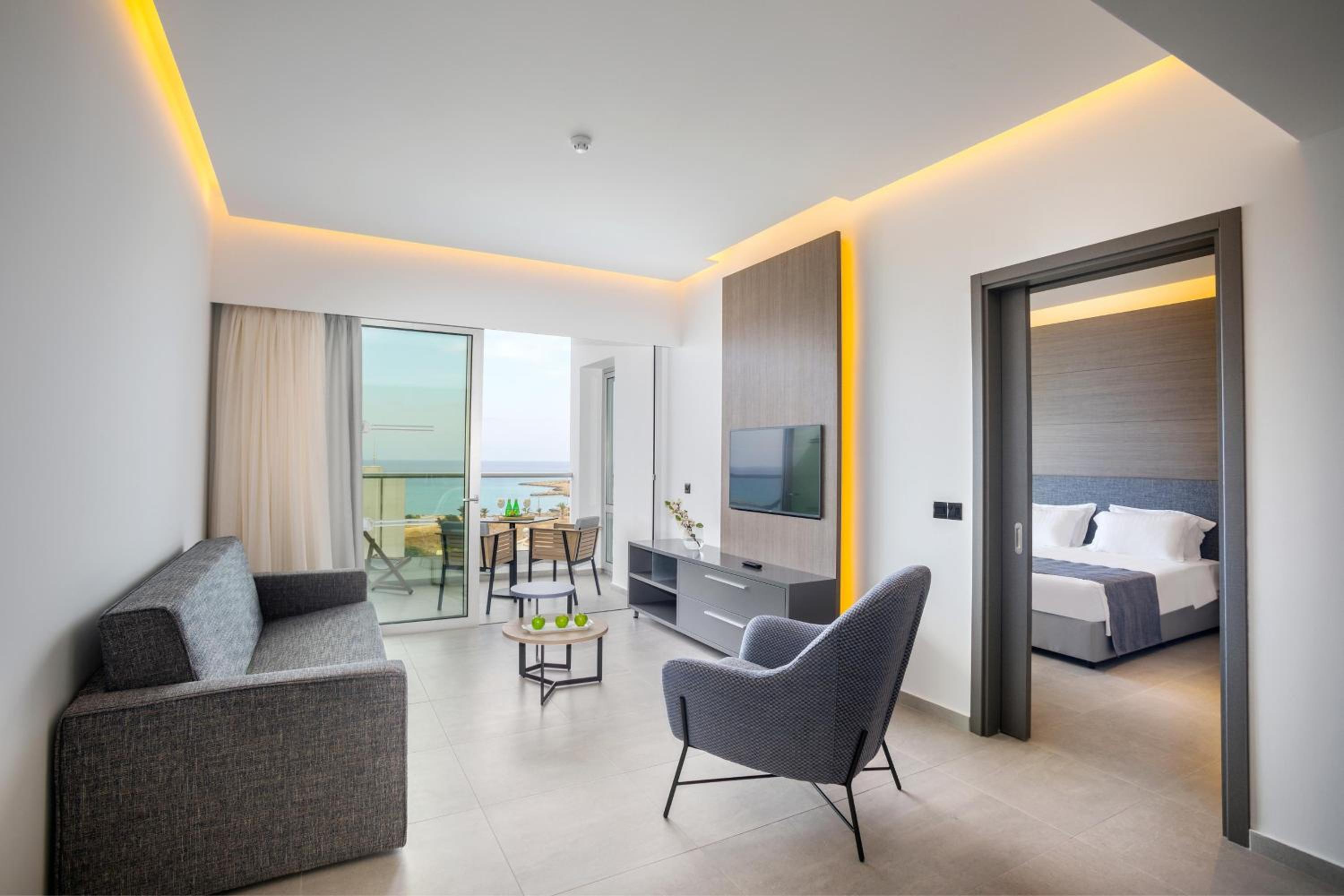Executive Elite Suite