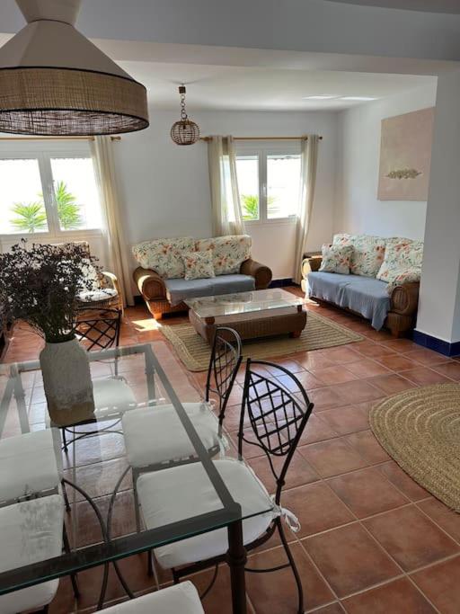 Casa de tres habitaciones