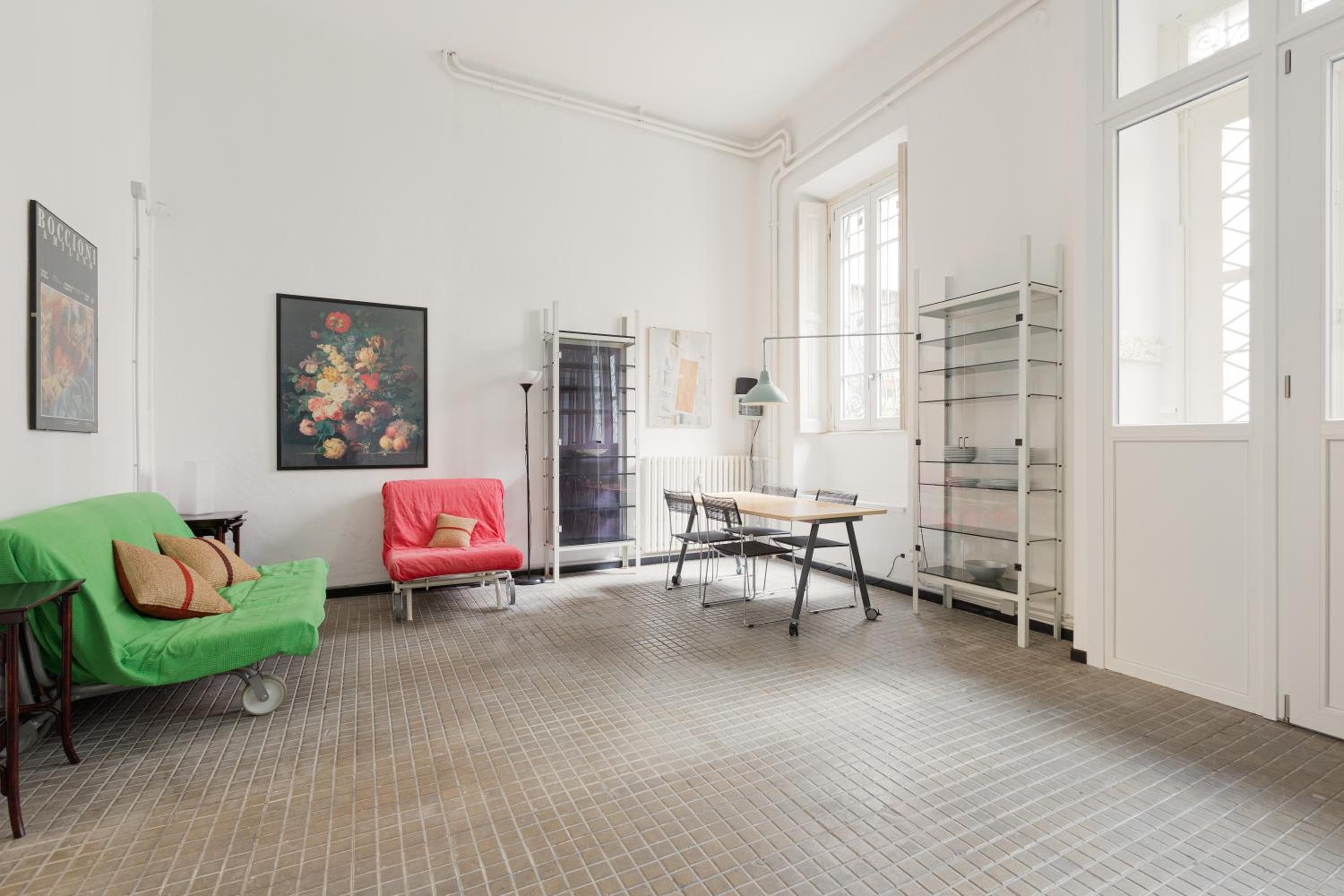 One-Bedroom Apartment