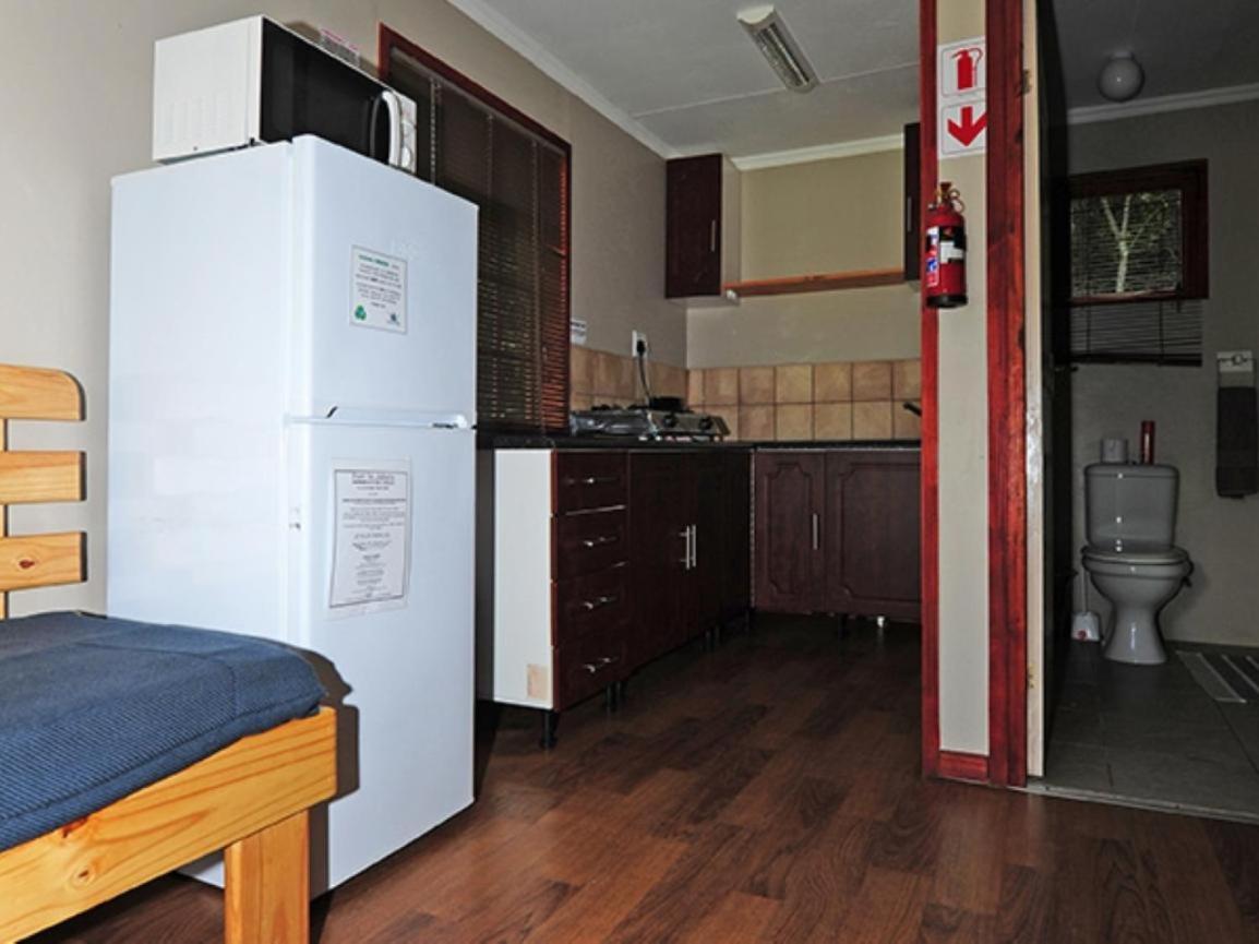Two-Bedroom Chalet - Photo 8