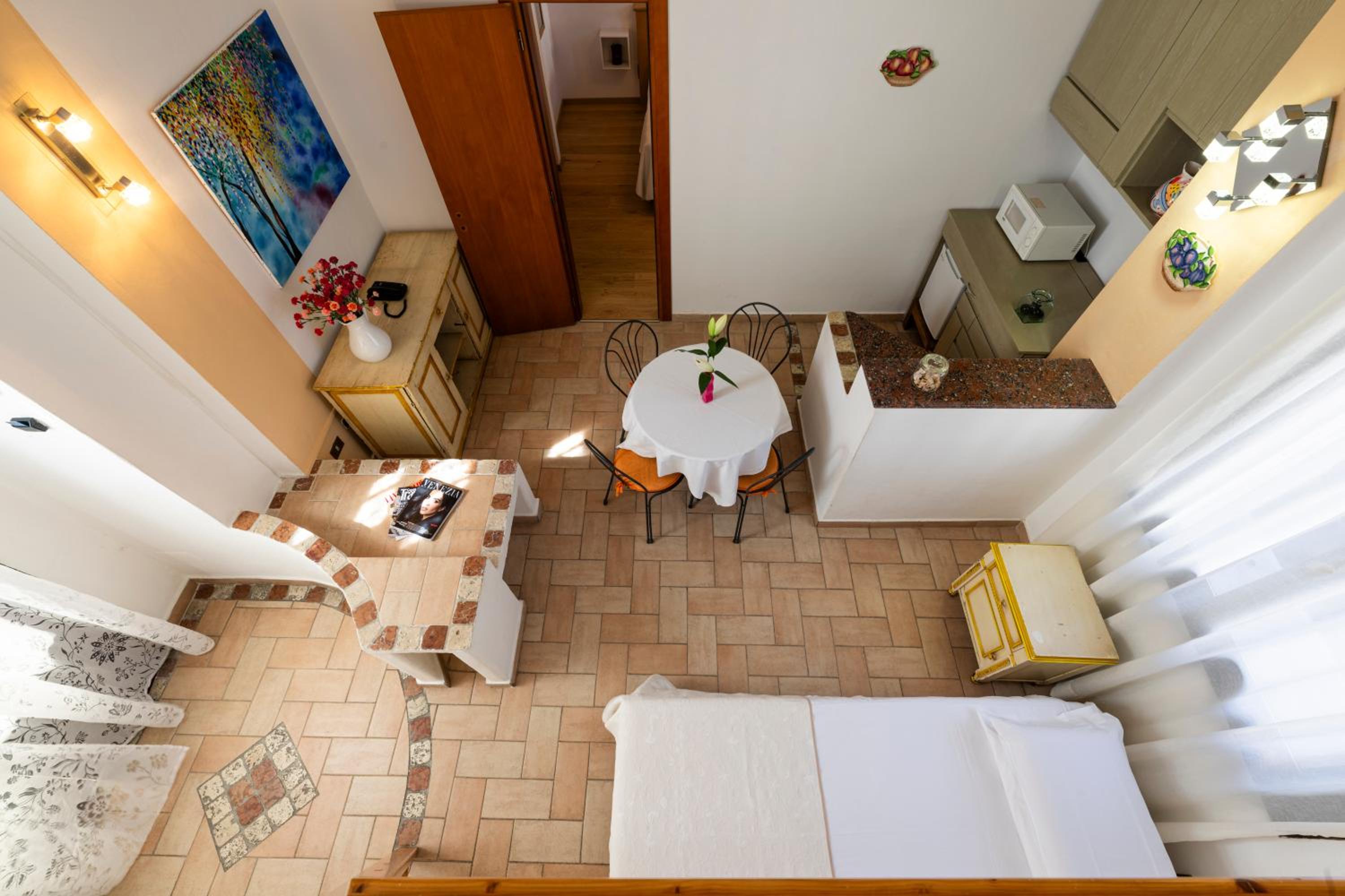 Two-Bedroom Apartment - Photo 10