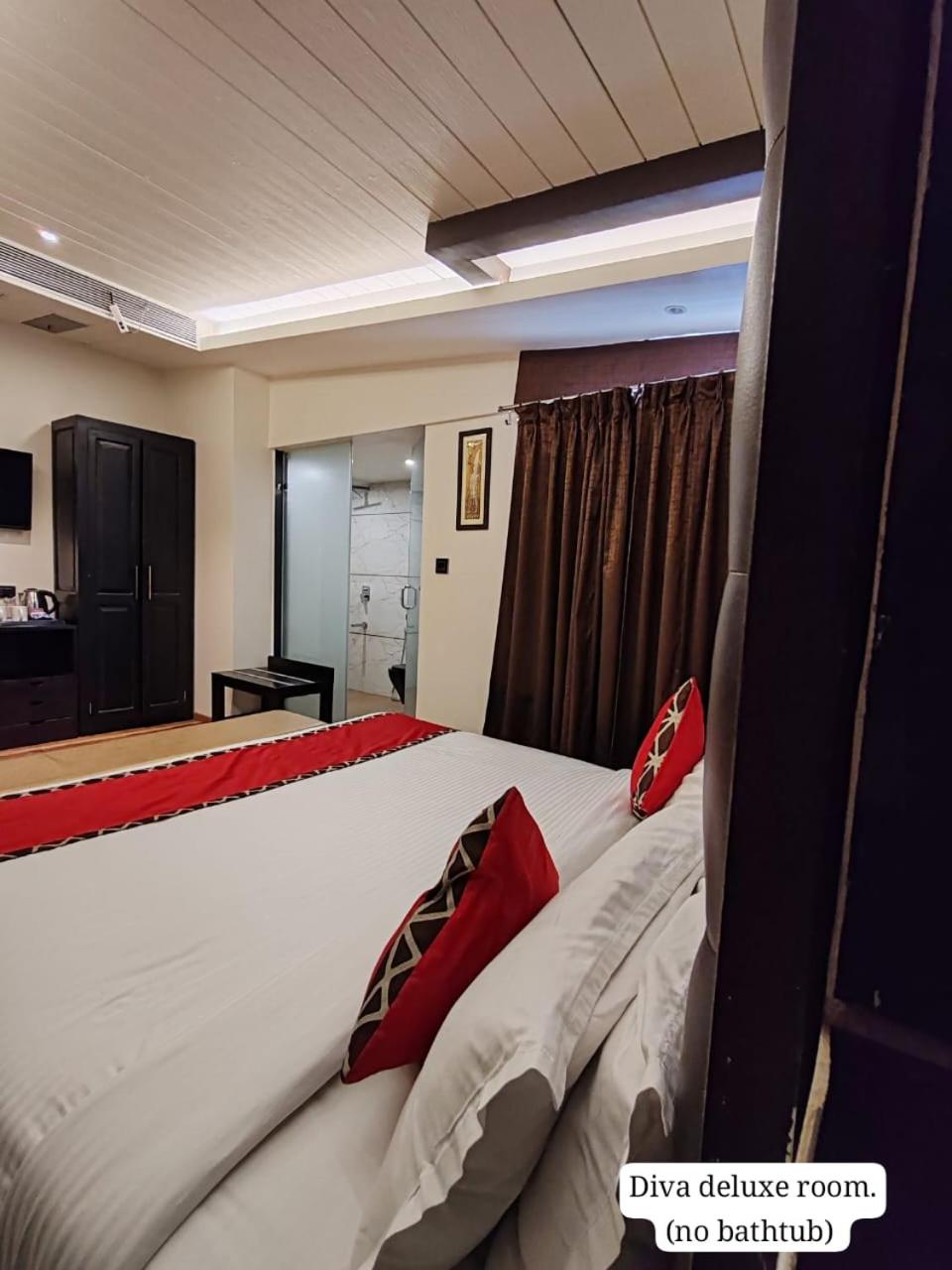 Deluxe Double Room with Balcony