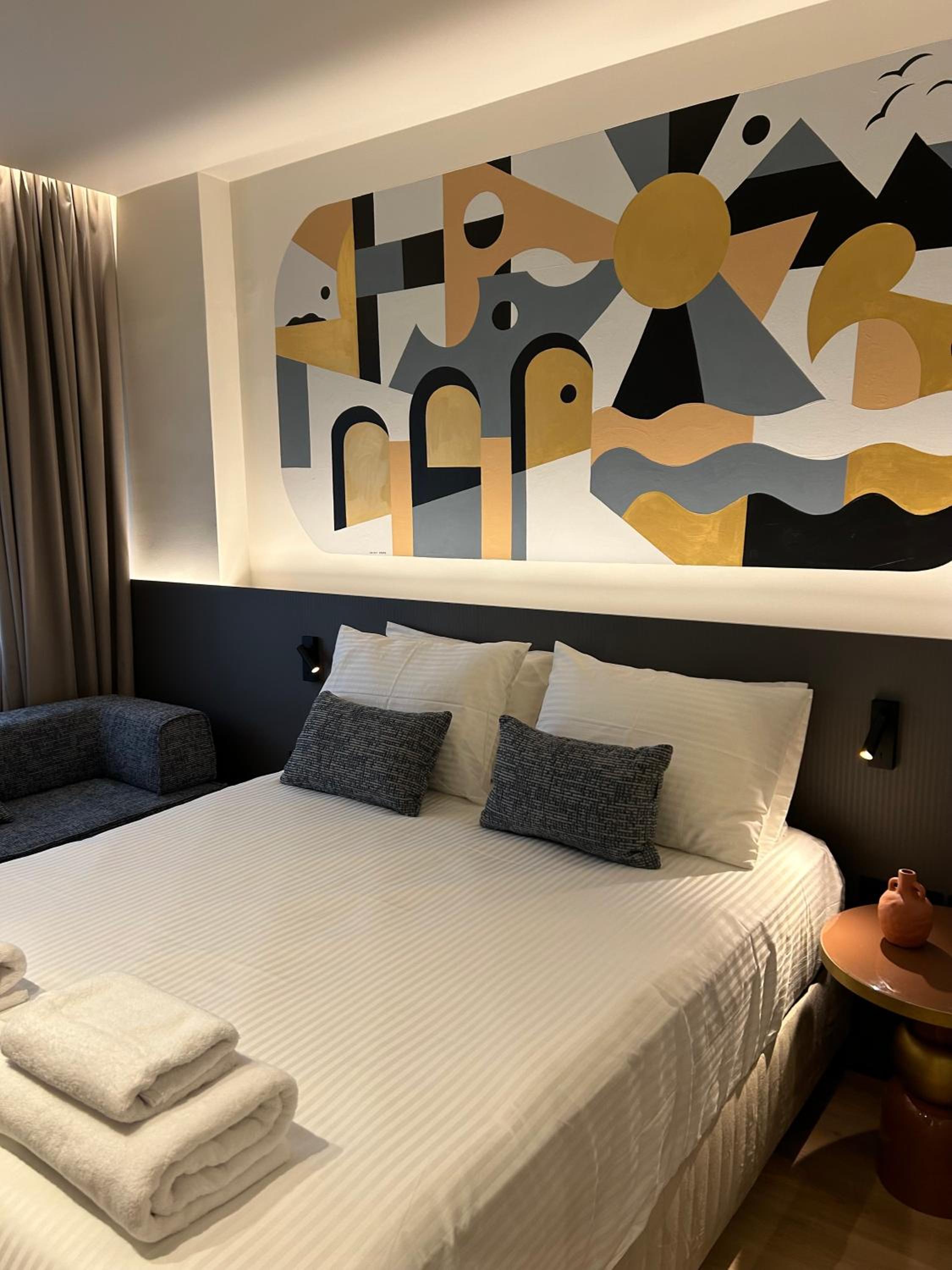 Deluxe Double Room with Shower photo 1