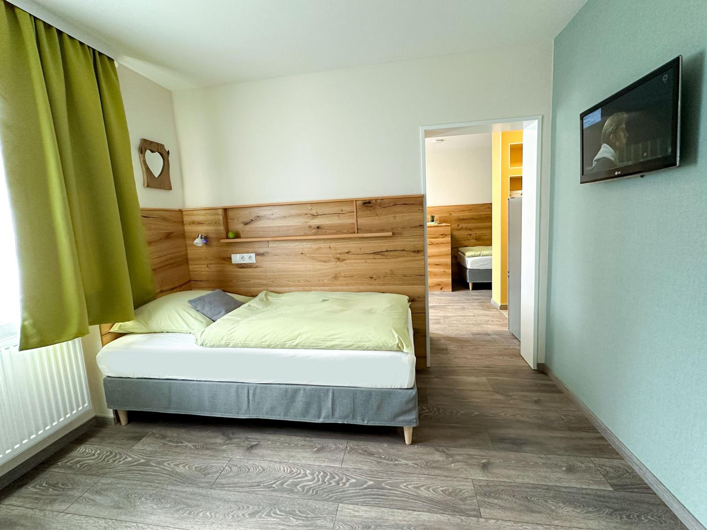Large Double Room