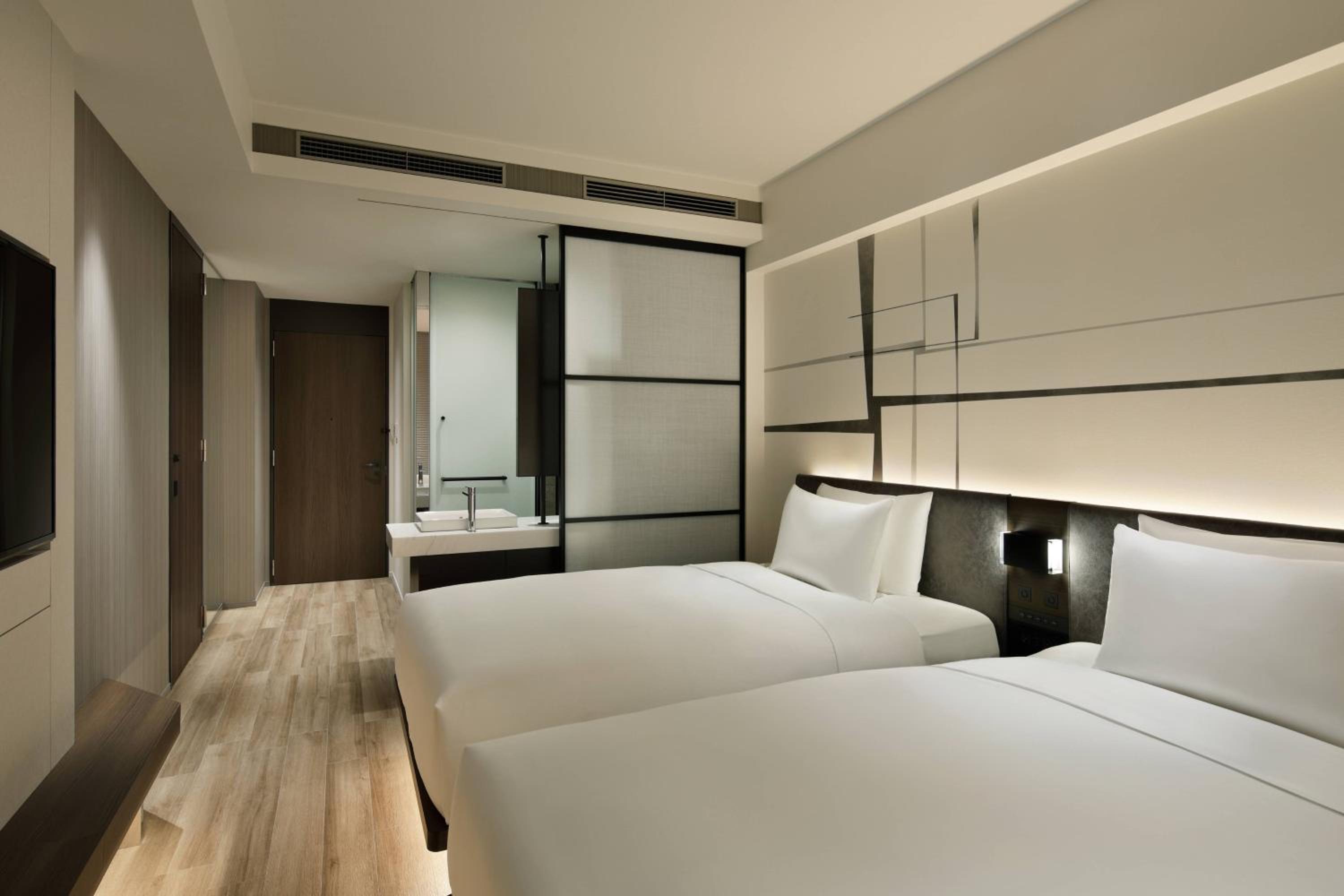 Standard 2 Twin Beds, Guest room, 2 Twin/Single Bed(s) photo 1