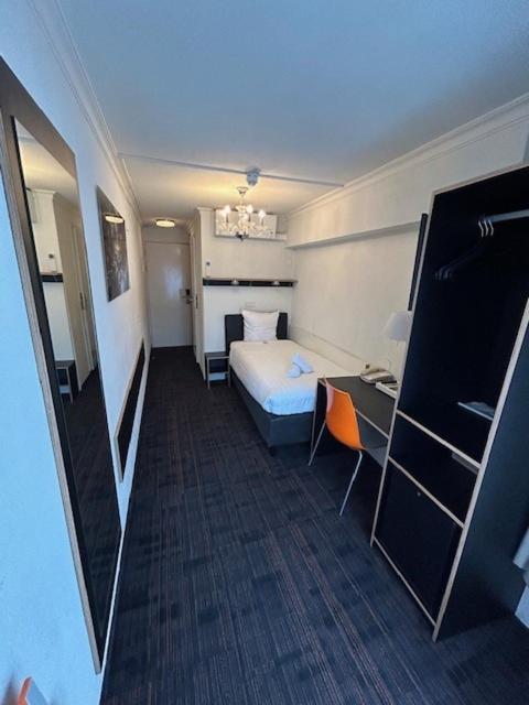 Single Room photo 1