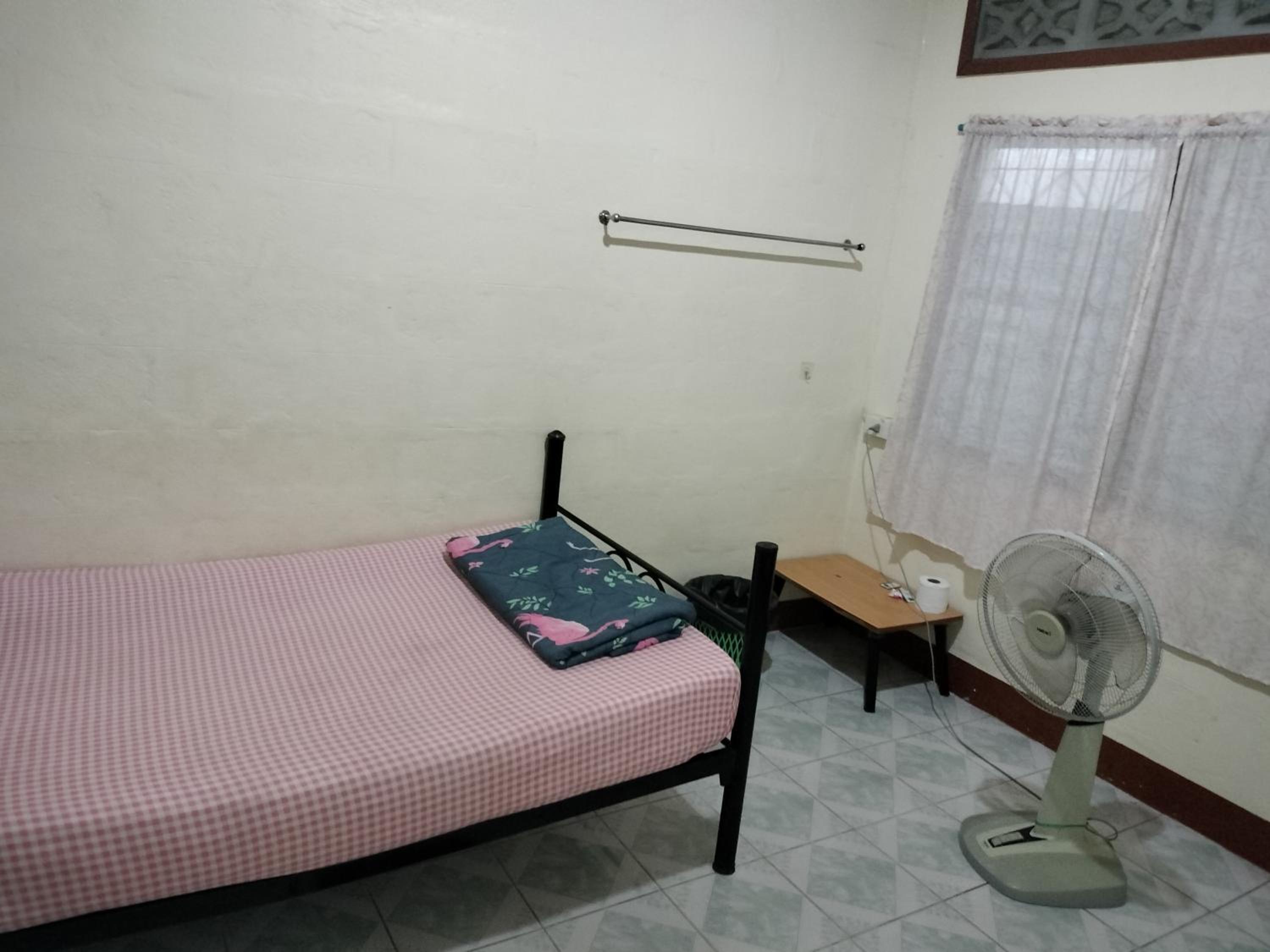 Budget Single Room