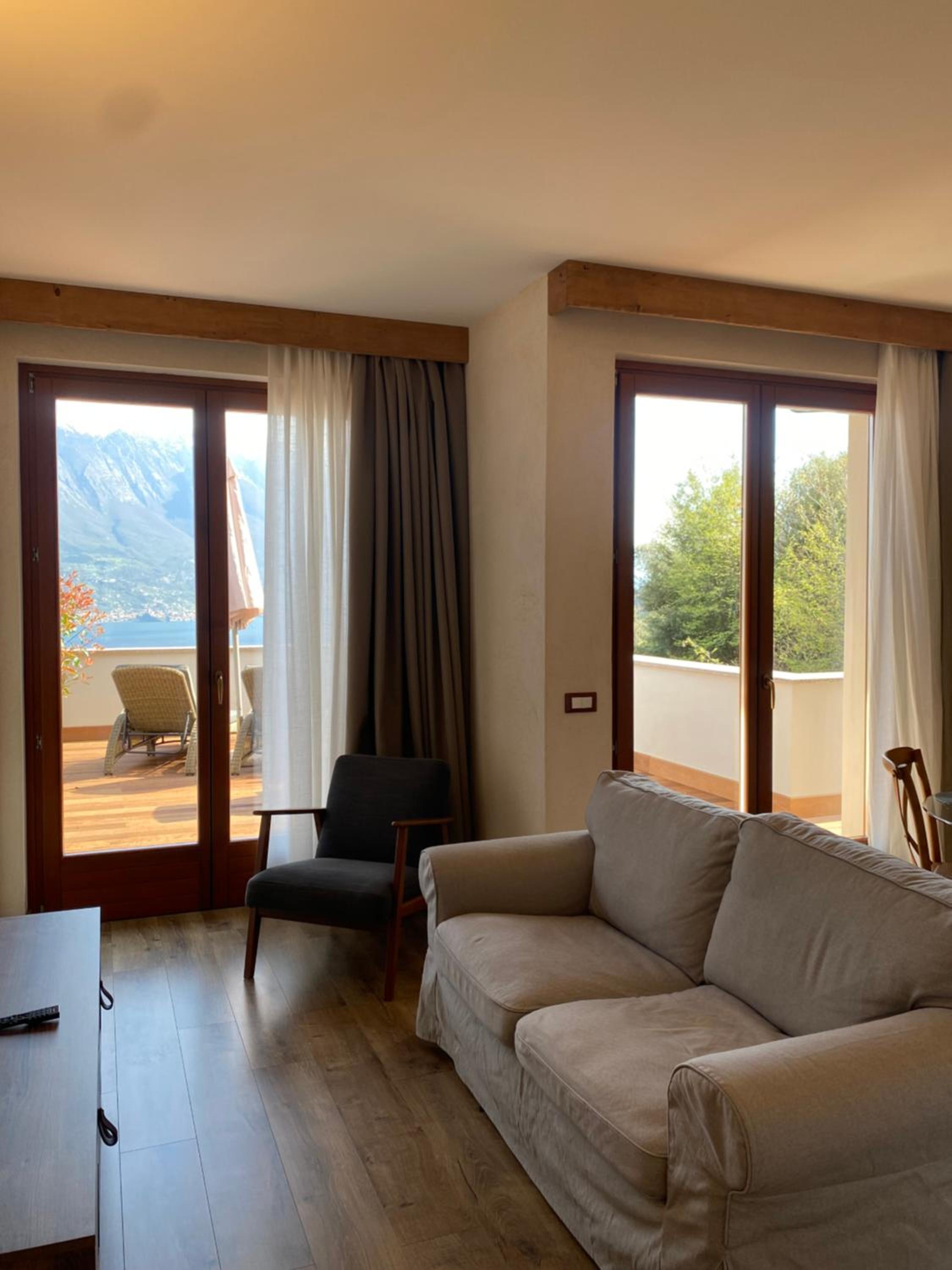 Two-Bedroom Apartment with Terrace and Lake View