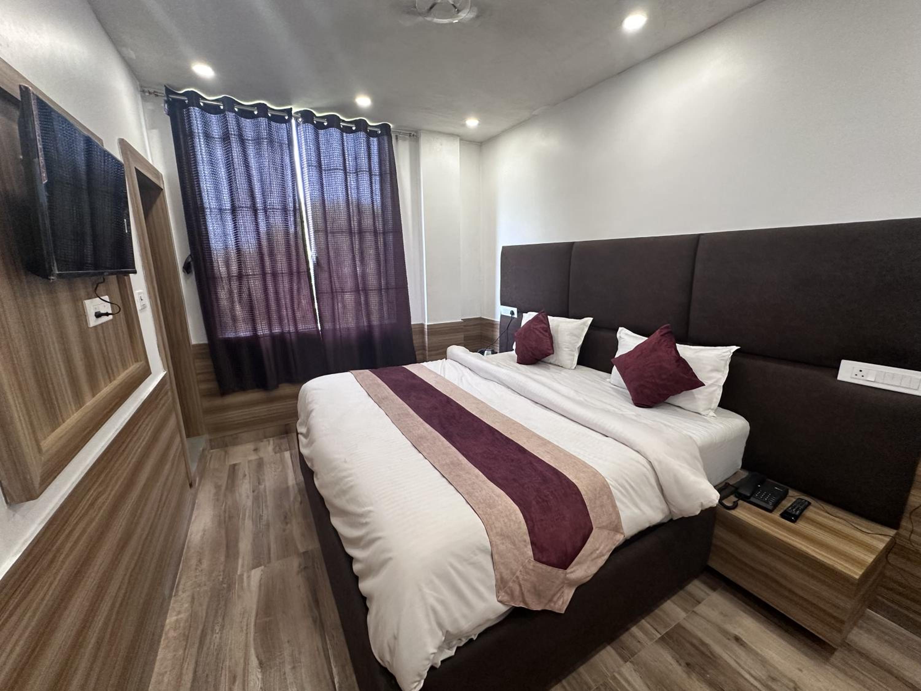 Standard Double Room photo 3