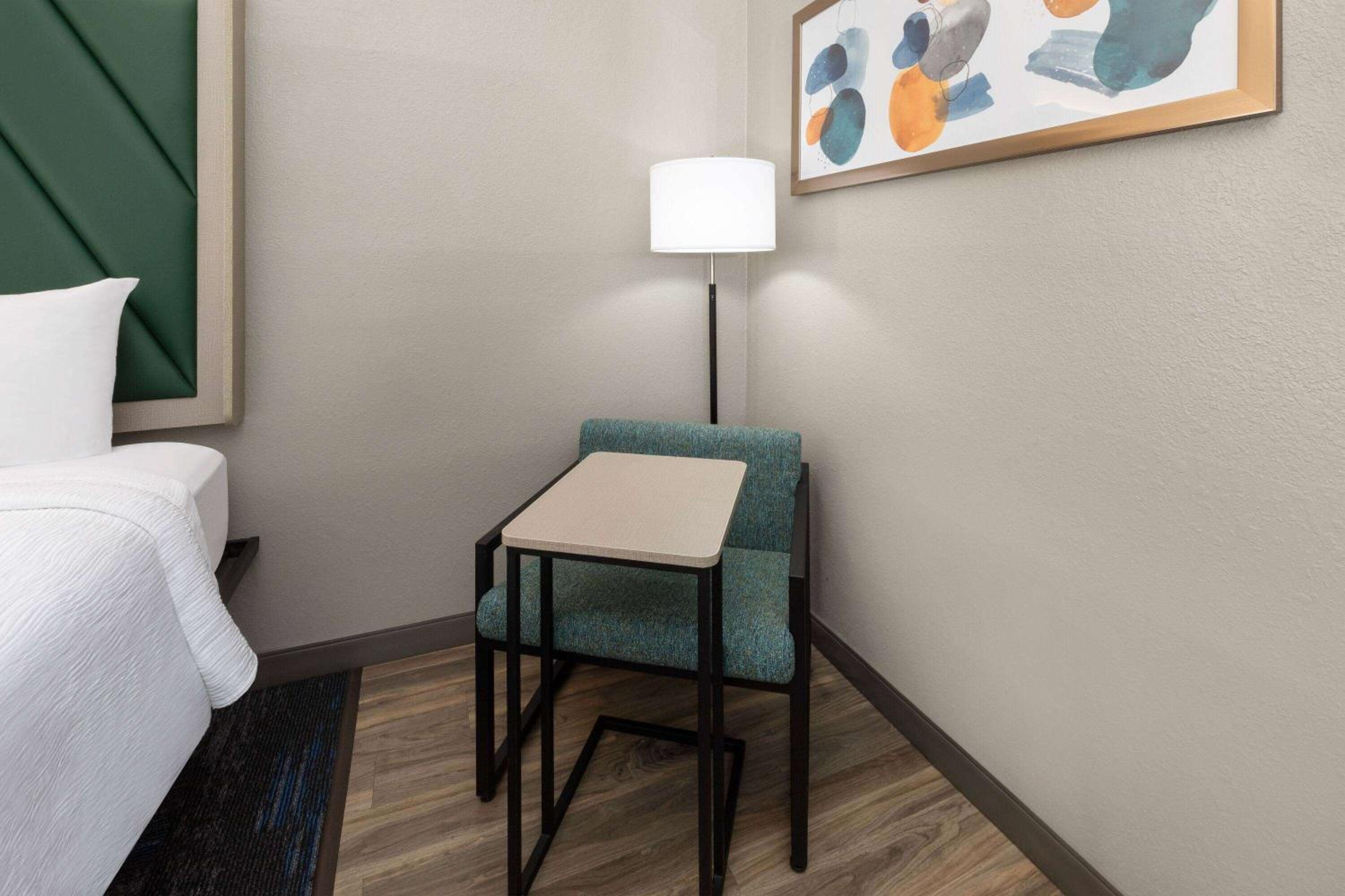 Hearing Accessible Room with Two Queen Beds - Non-Smoking - Photo 1