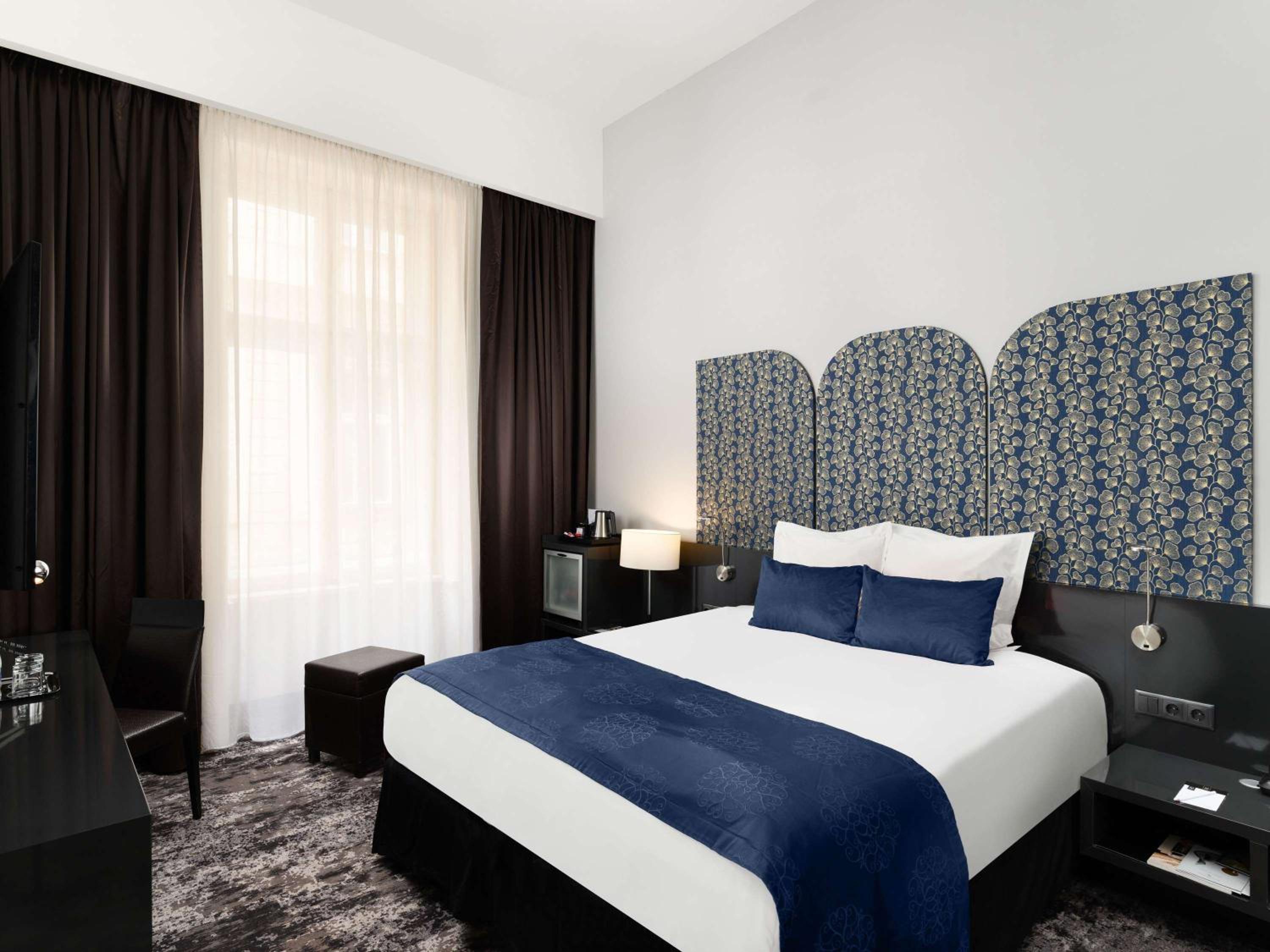 Classic Room with One Double Bed - Photo 13