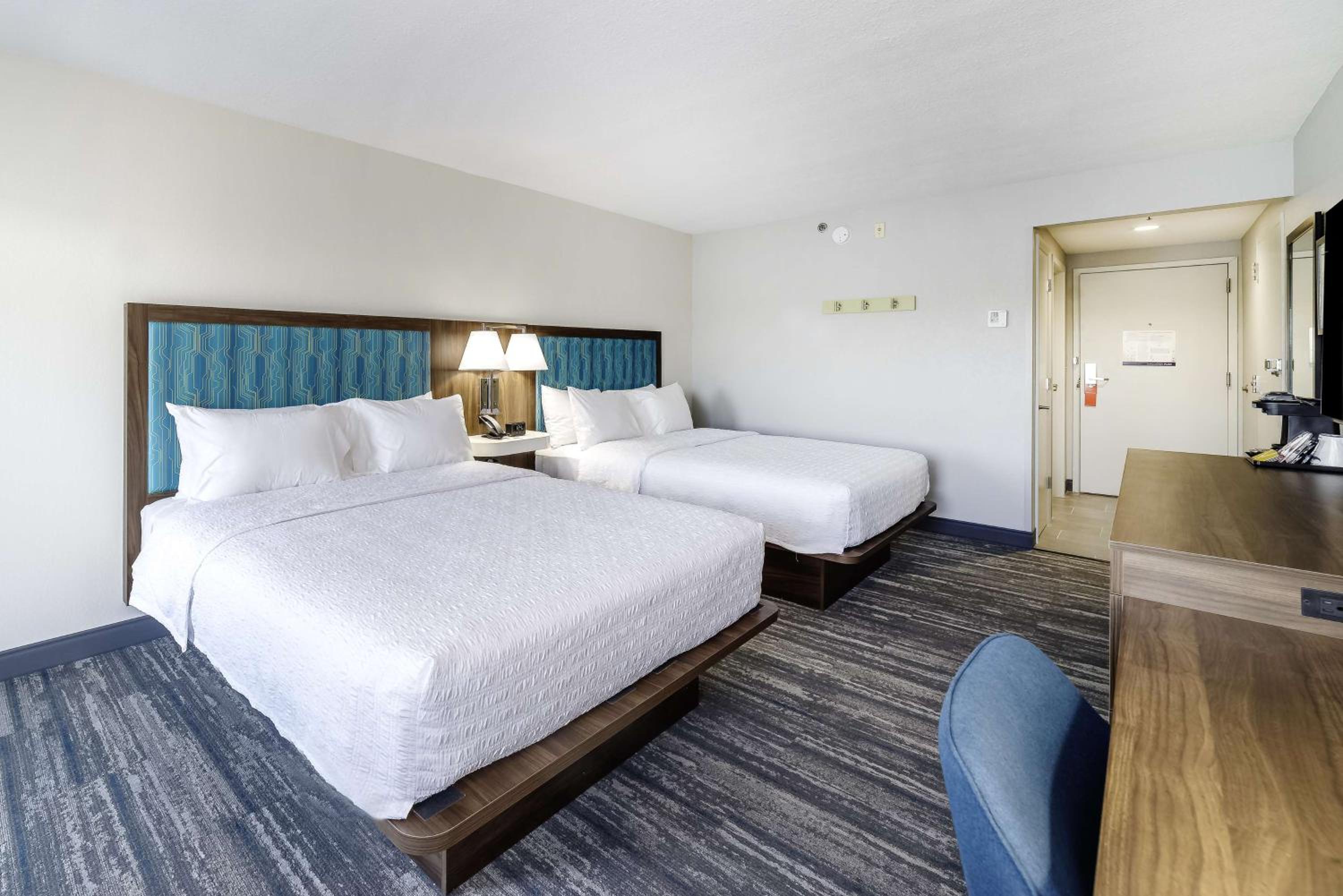 Room with Two Queen Beds - Non-Smoking