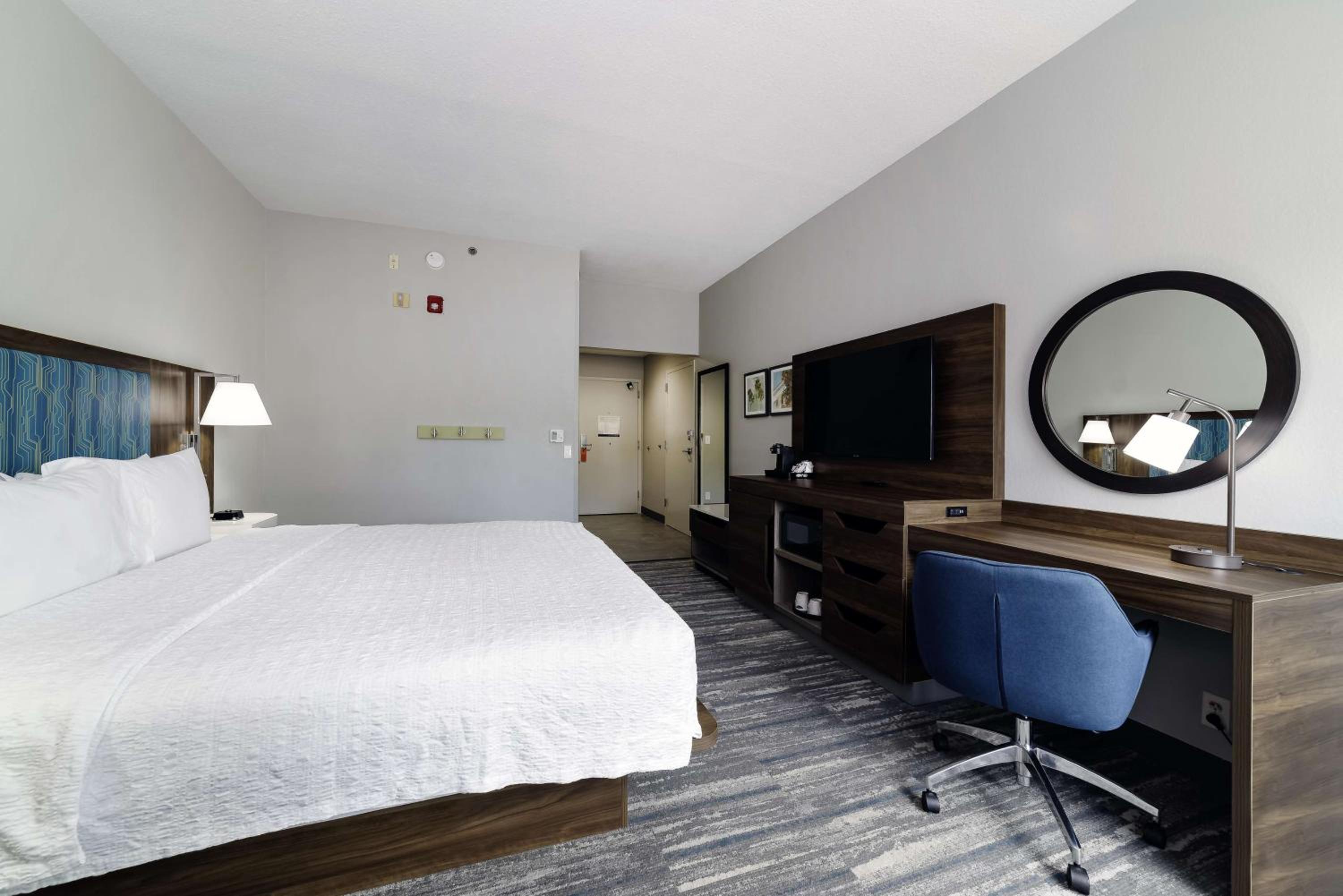 King Room - Mobility Access/Non-Smoking
