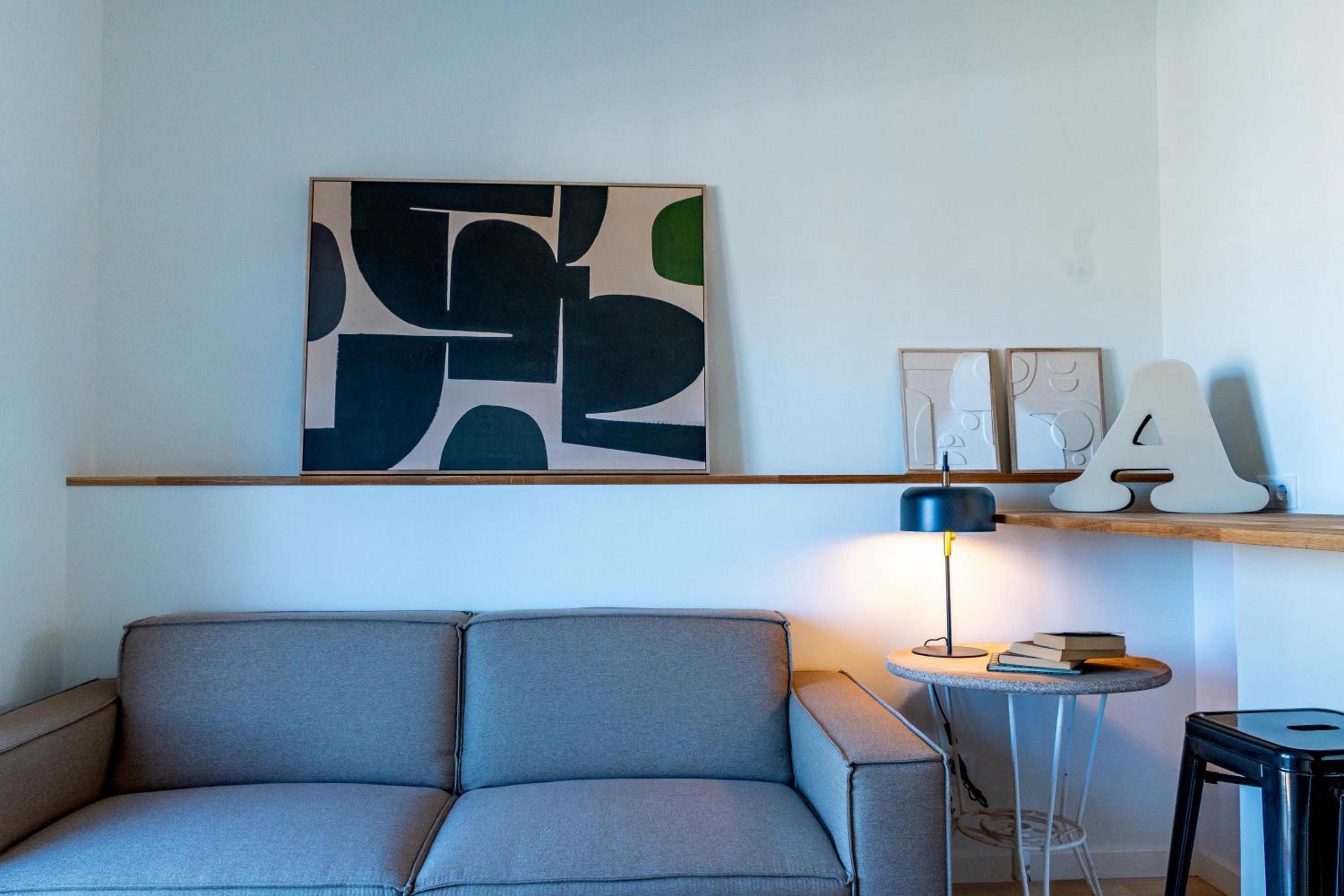 Studio Apartment photo 3