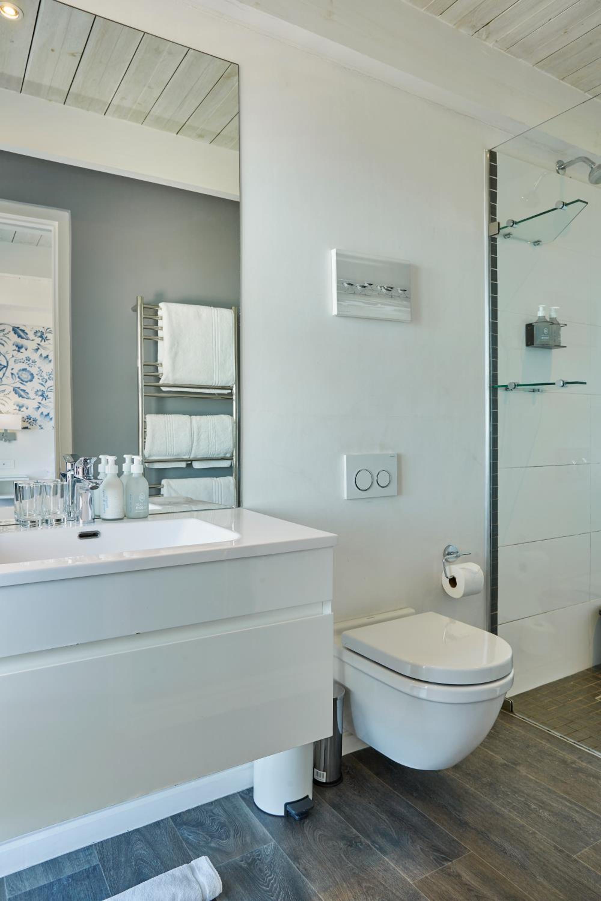 Twin/Double Room - Photo 8