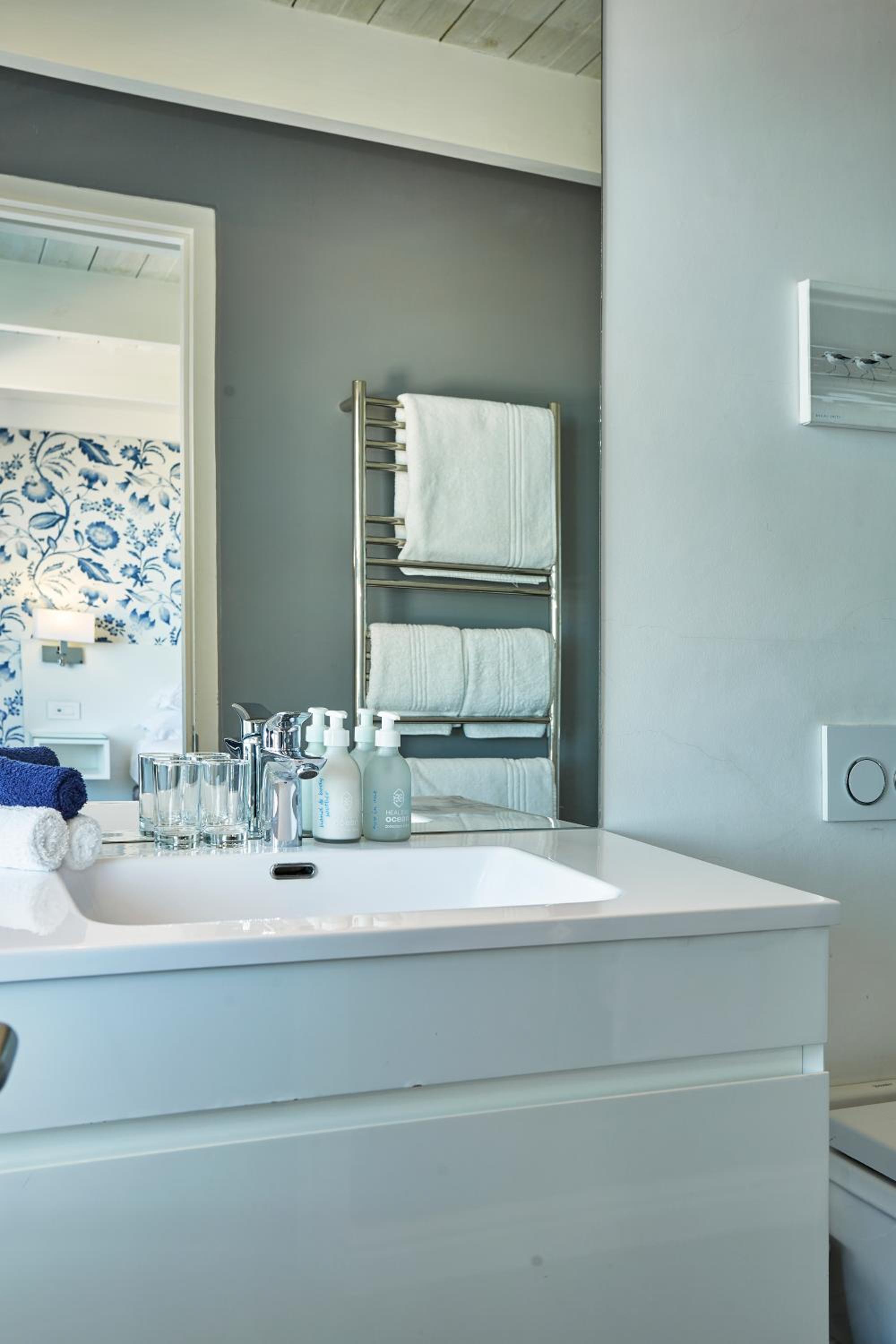 Twin/Double Room - Photo 6