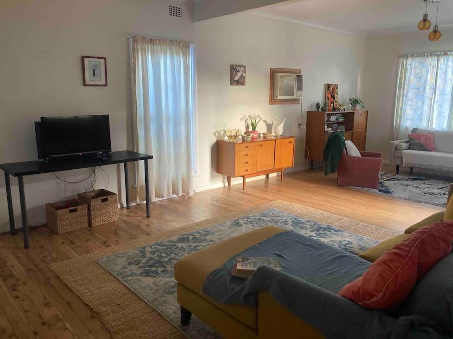 Two-Bedroom House photo 1