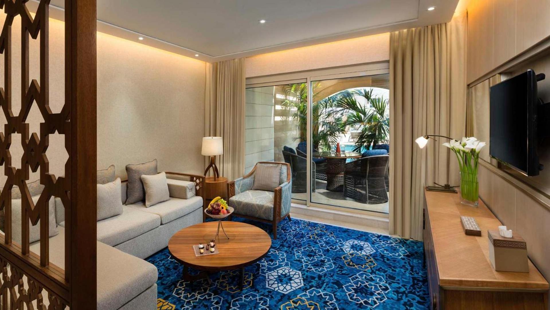 Duplex Pool Suite