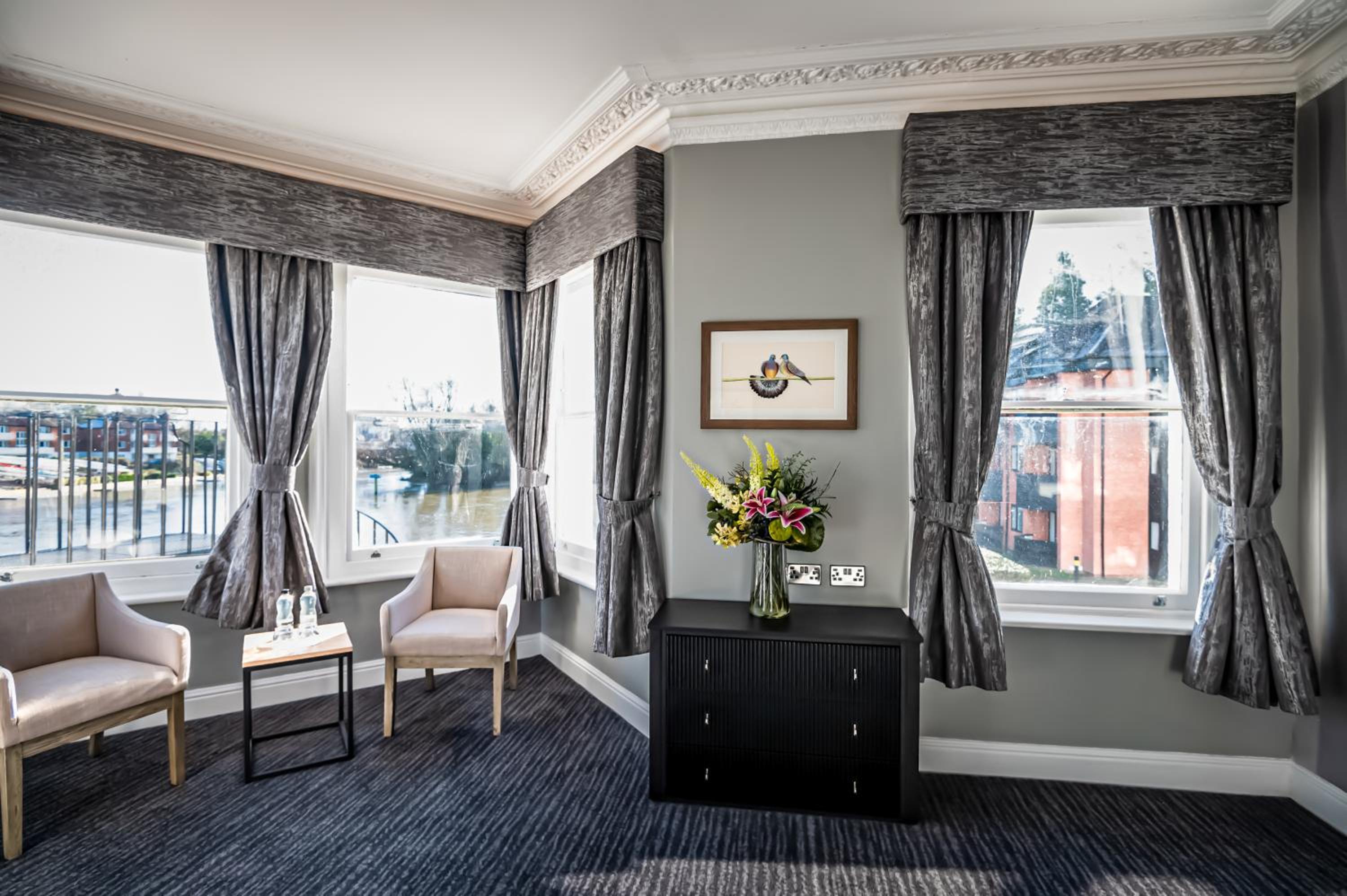 Executive King Room - Non-Smoking photo 2