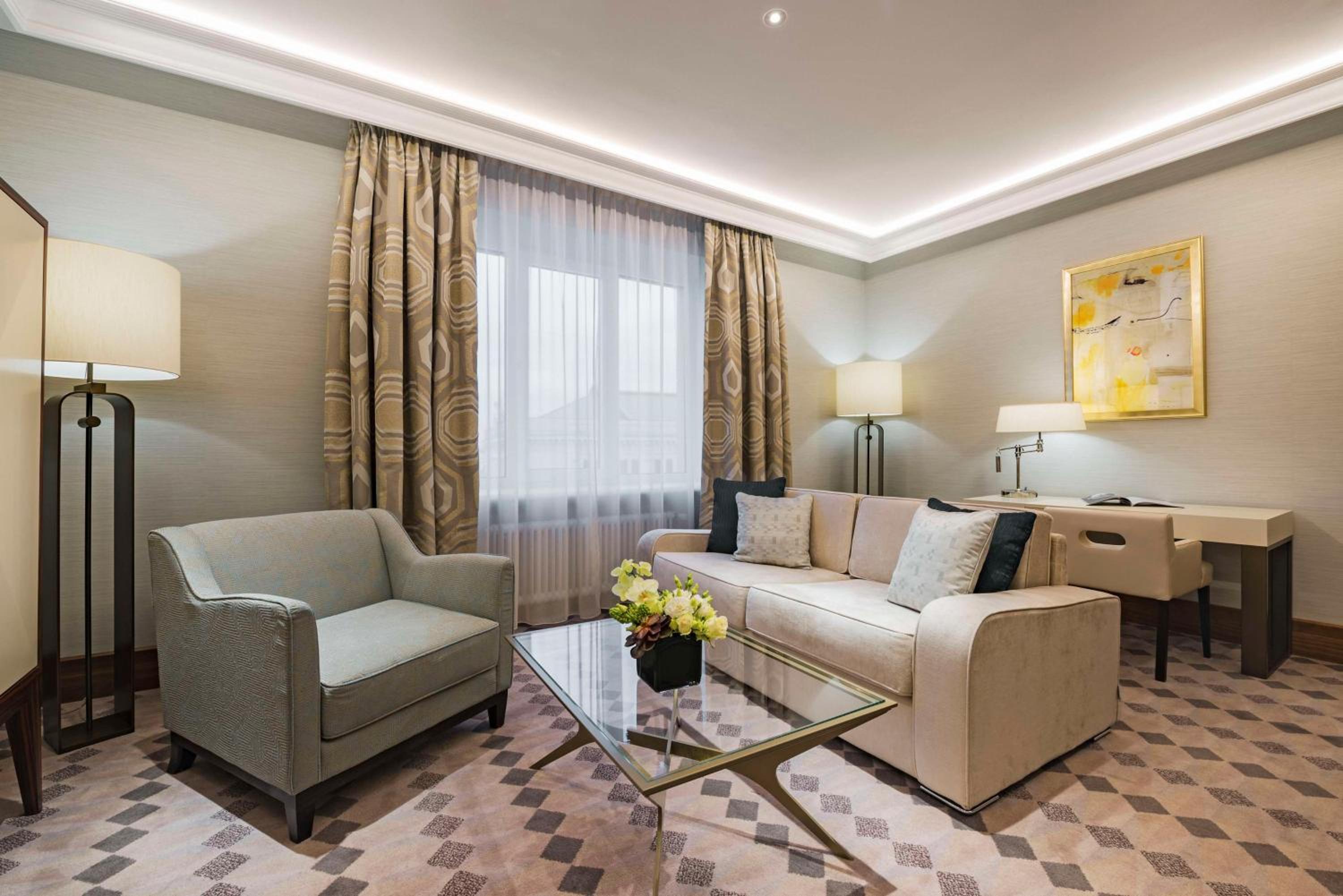 Junior Suite - Photo 1