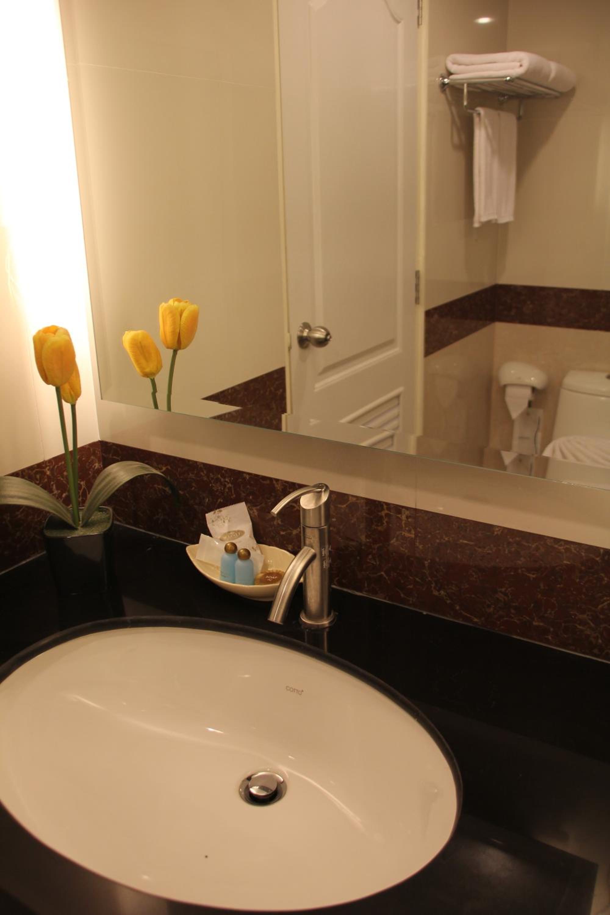Superior Twin Room - Photo 4