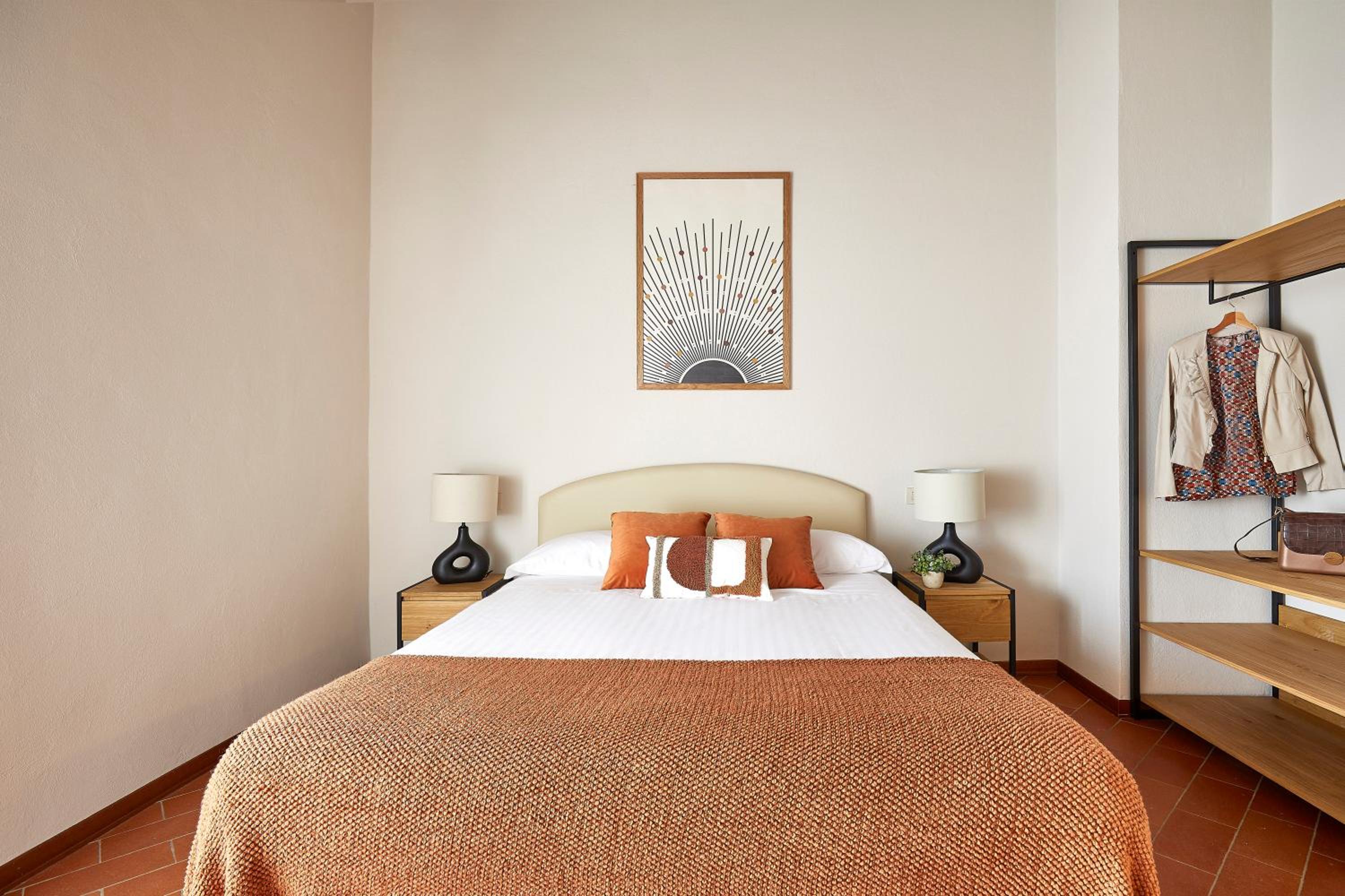 Deluxe King Room photo 1
