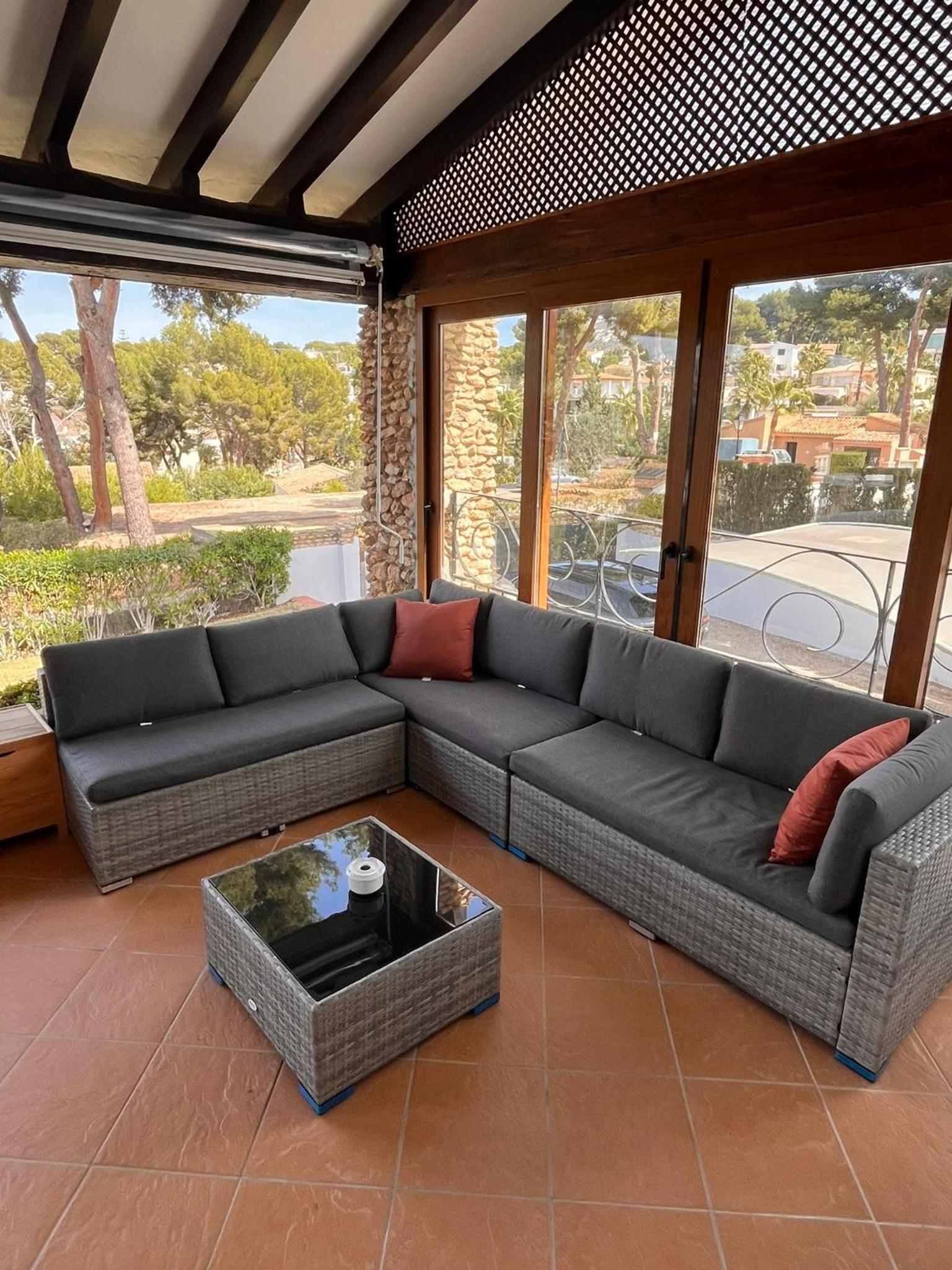 Villa photo 3