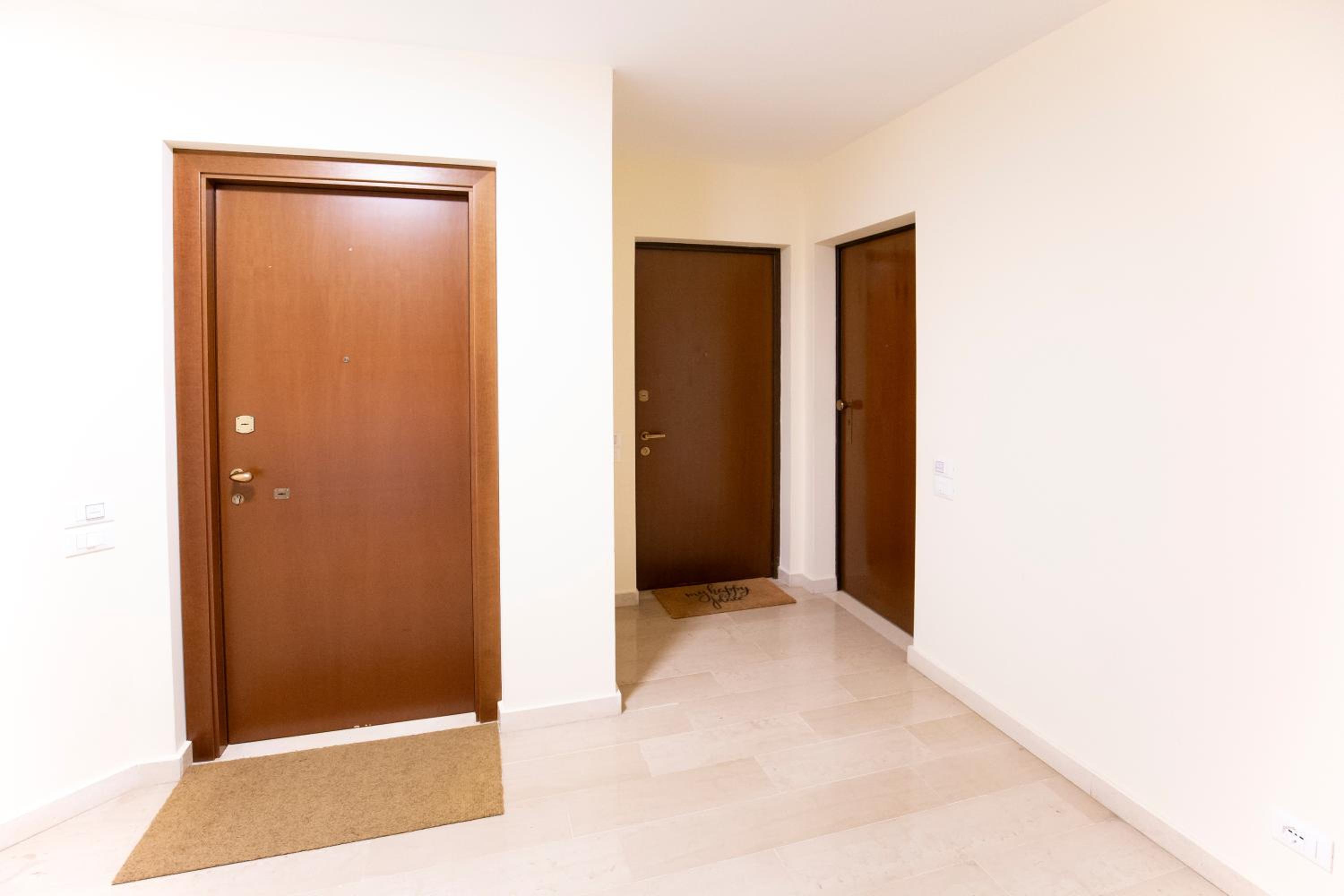 One-Bedroom House - Photo 8