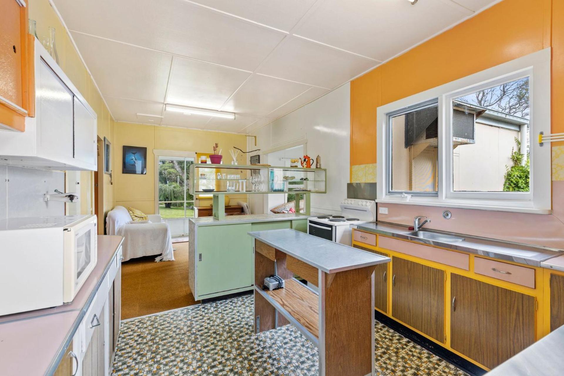 Two-Bedroom House photo 2