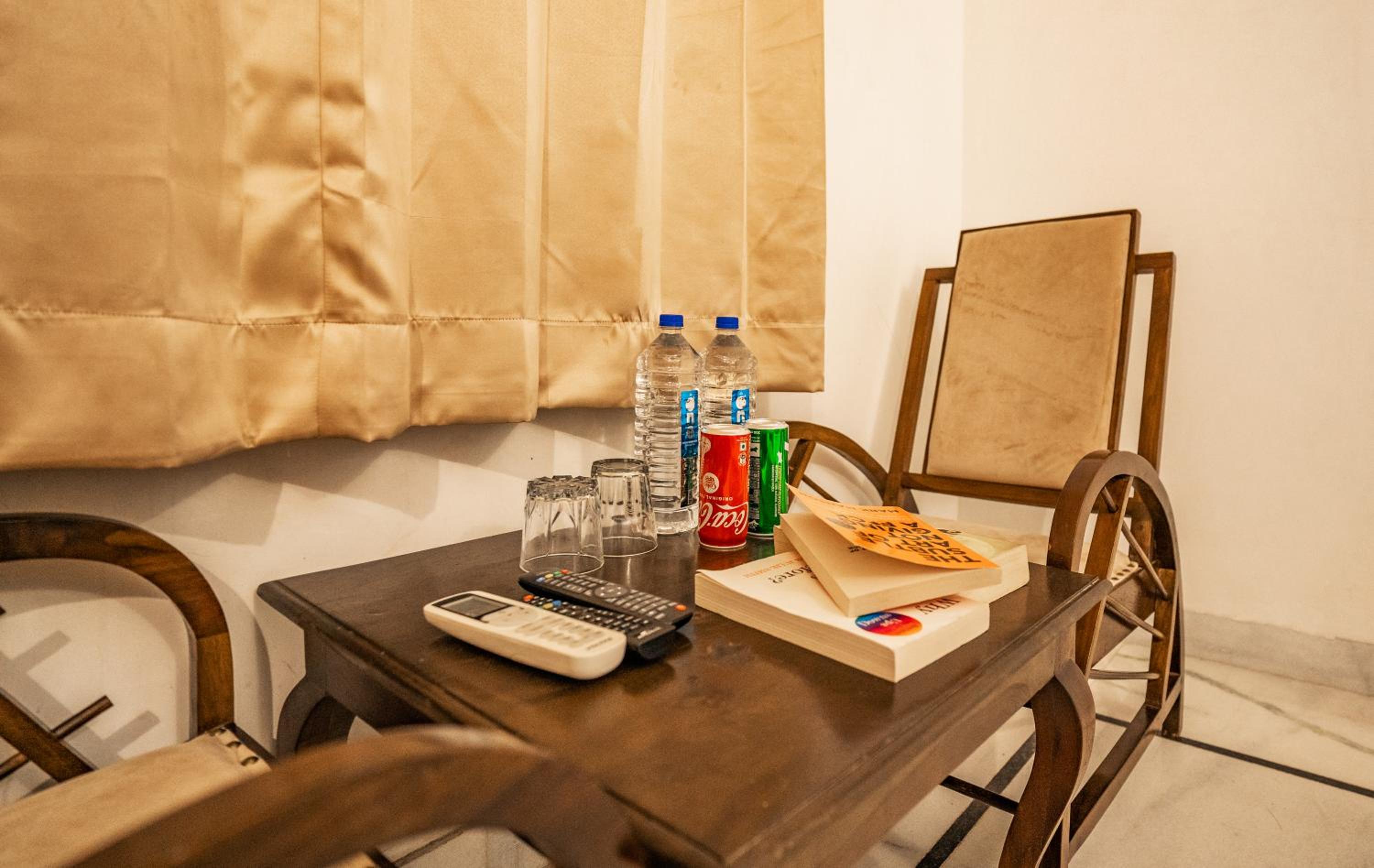 Suite - Photo 8