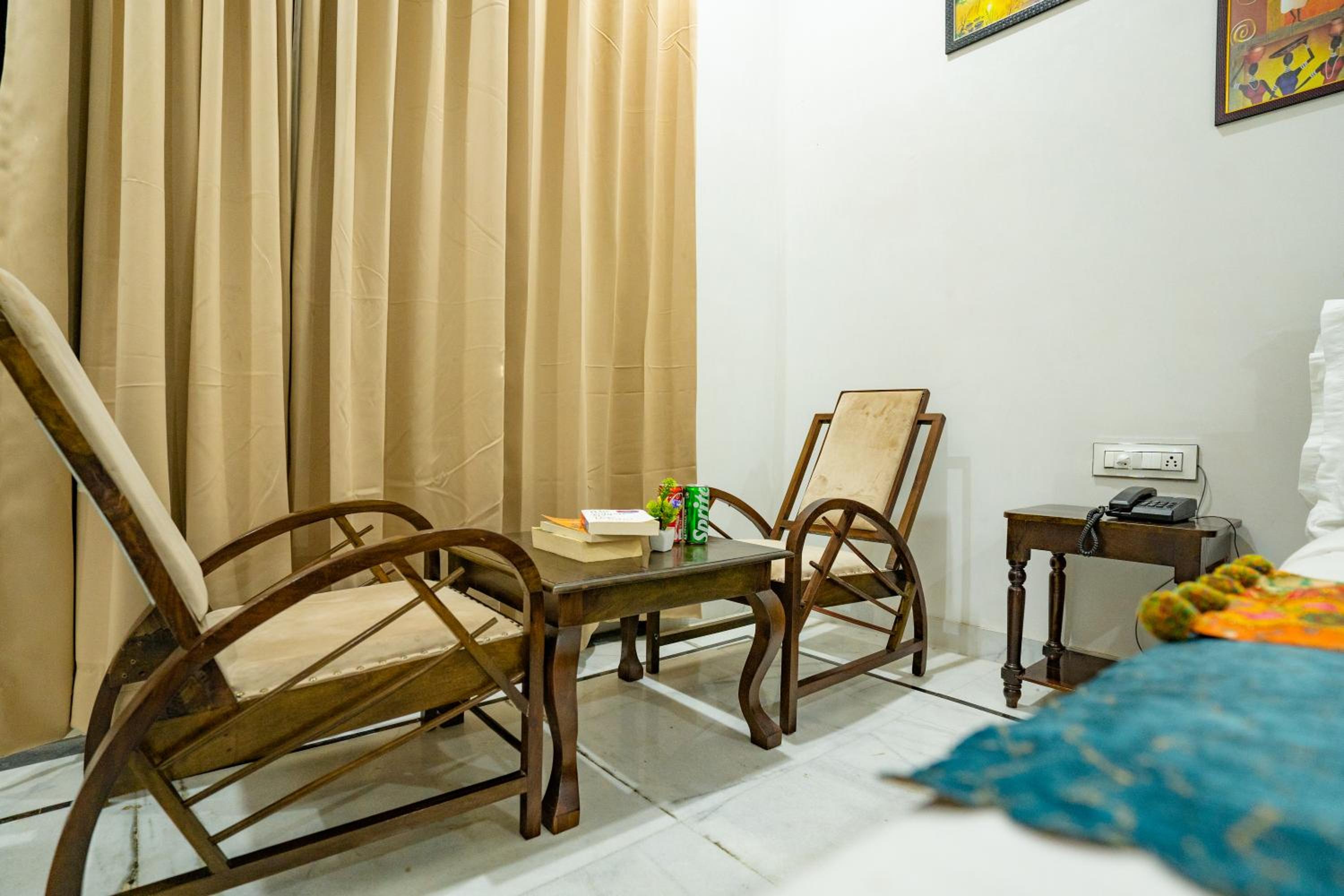 Suite - Photo 5