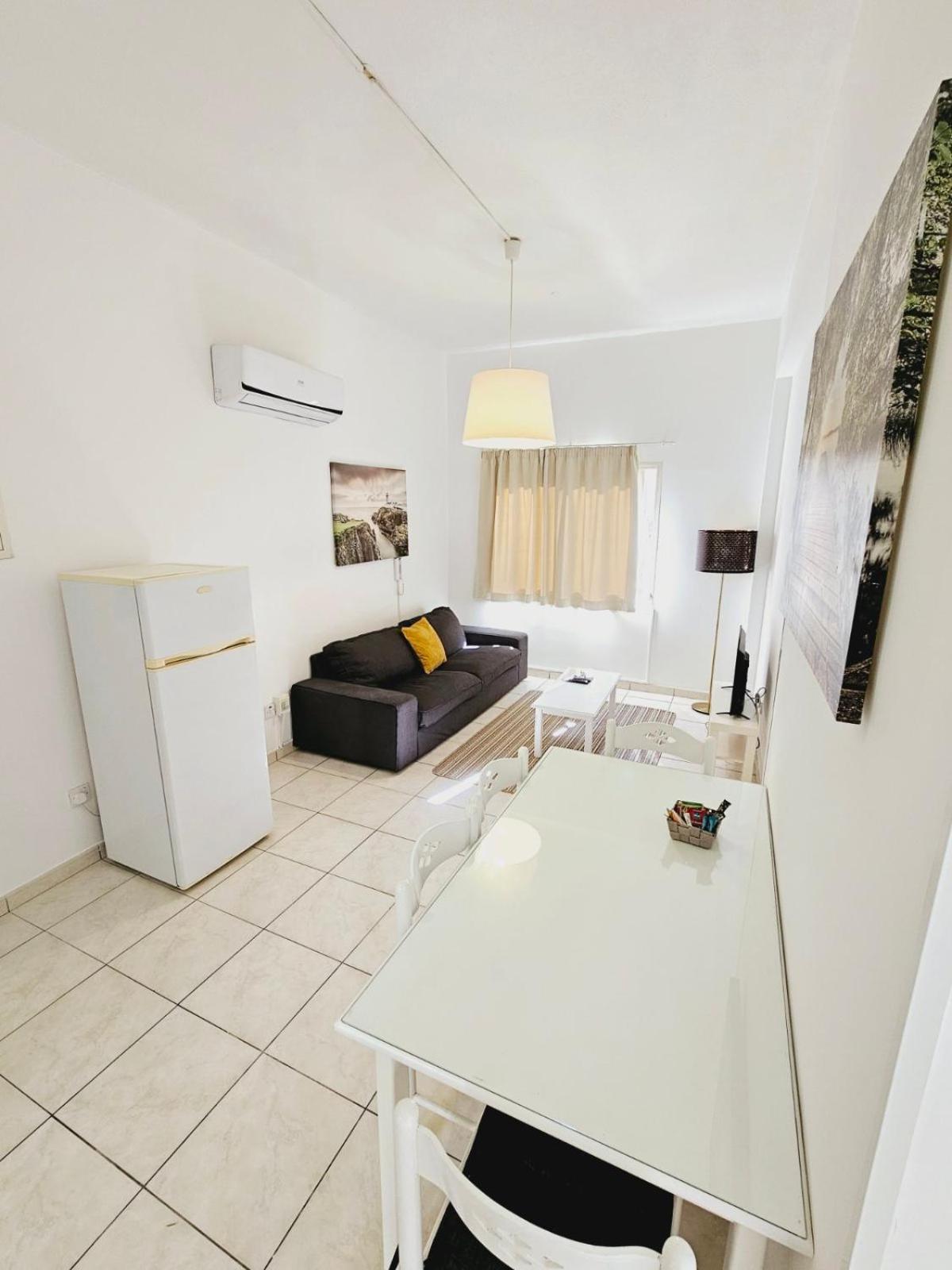 Two-Bedroom Apartment photo 2