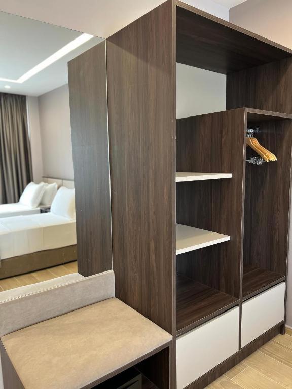 Twin Room with City View photo 3