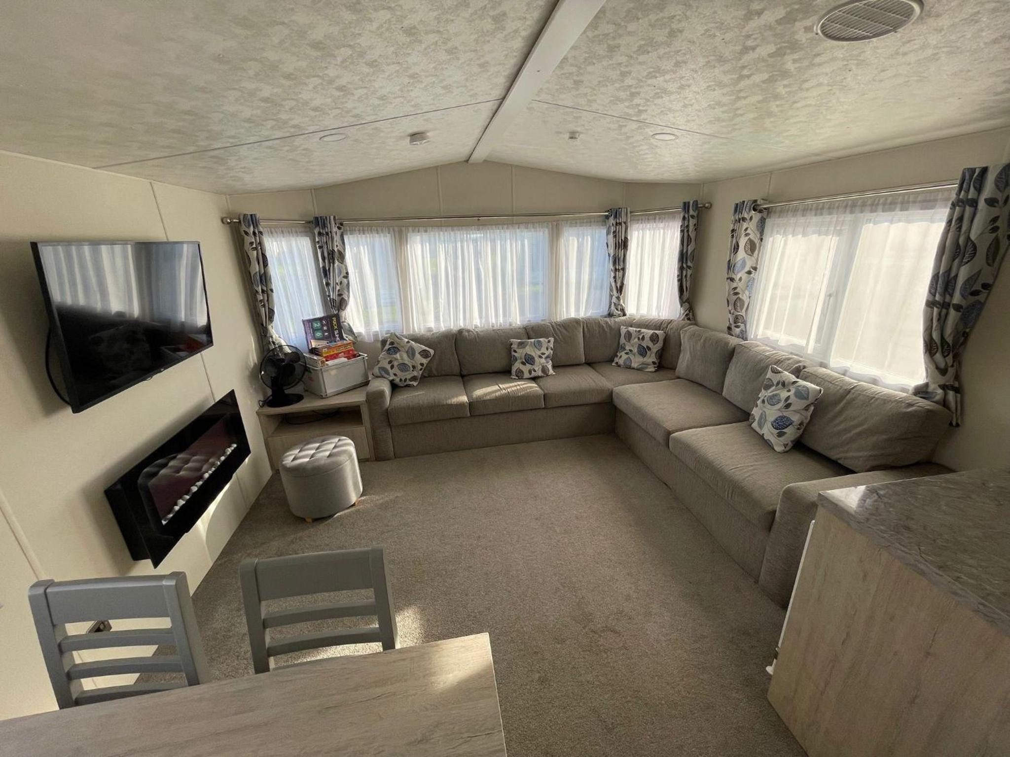 Mobile Home photo 1