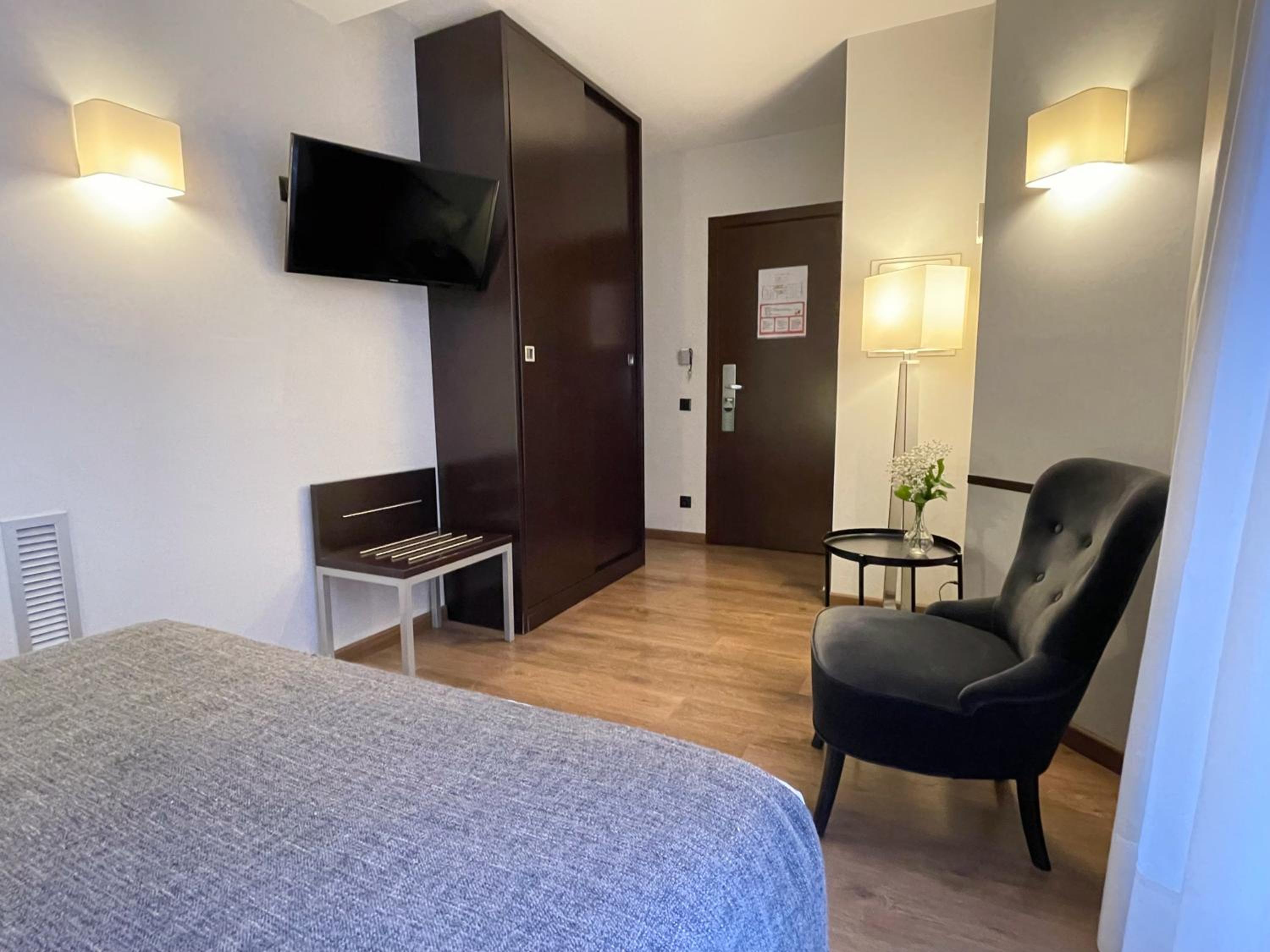 Single Room photo 2