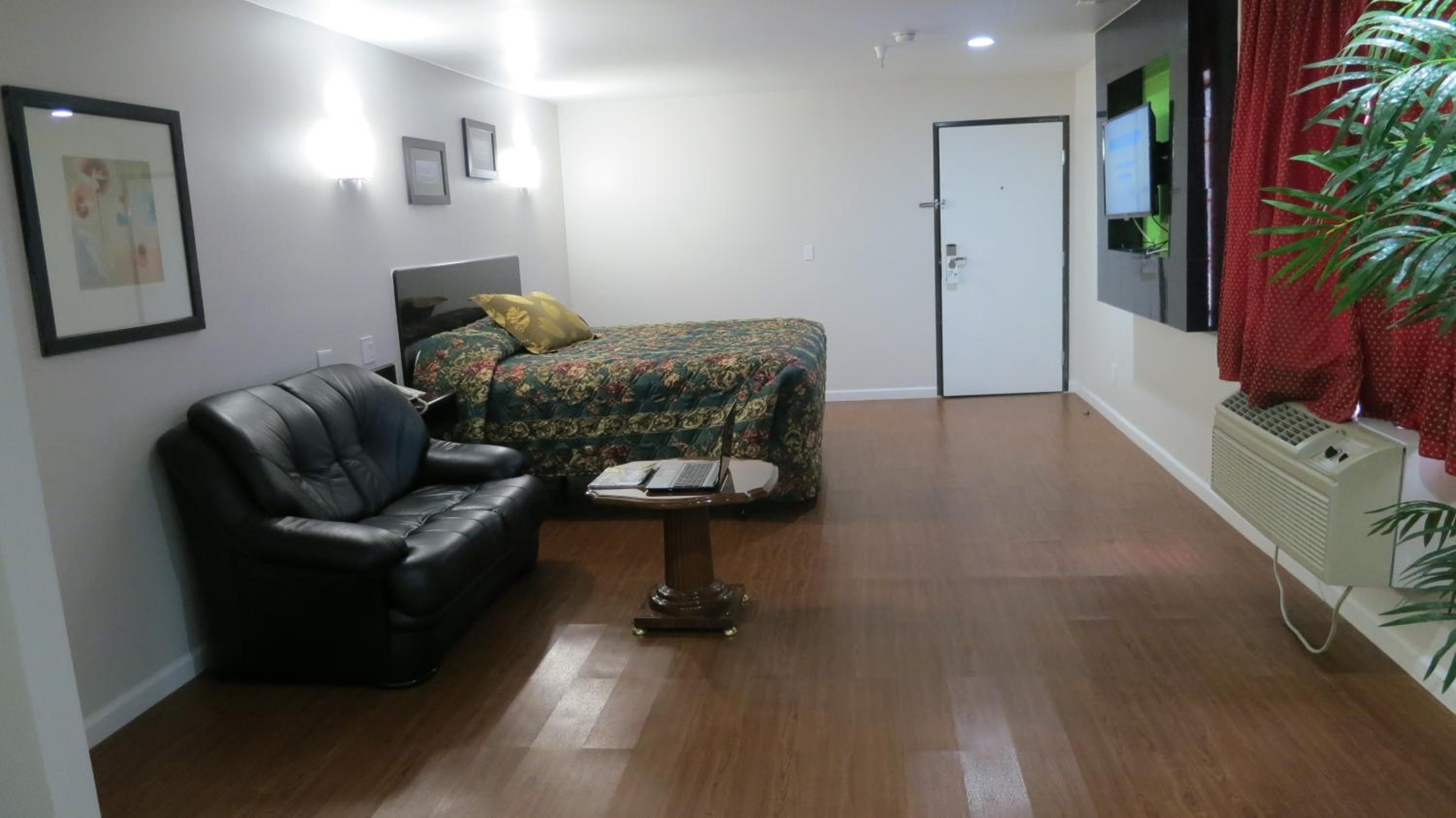 Deluxe Single Room - Photo 5